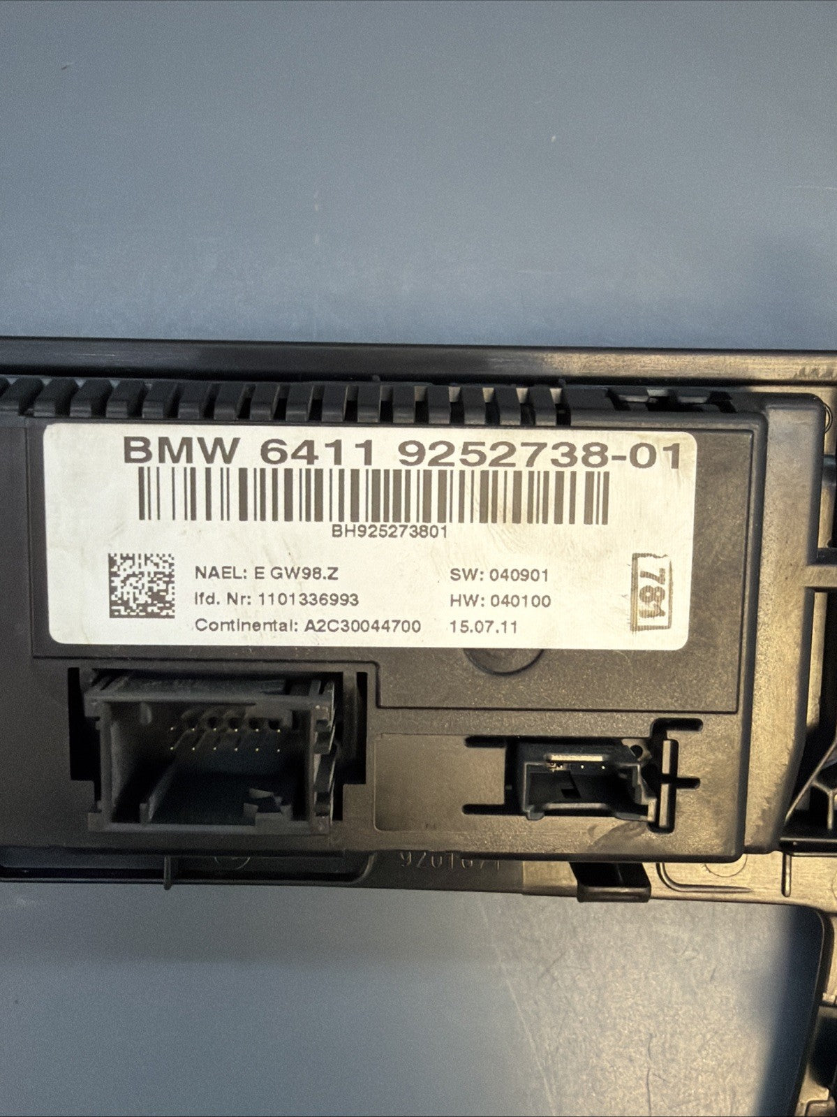 2011-2014 BMW X3 (F25) FRONT HEATER A/C TEMPERATURE CLIMATE CONTROL 9252738