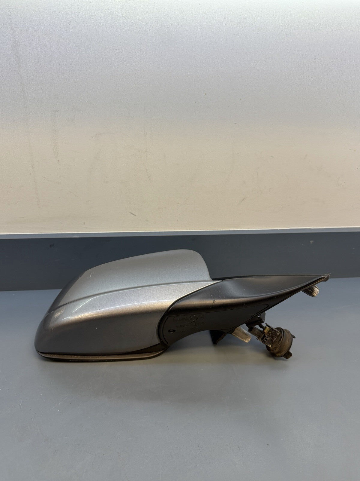 Right Side Gray Door Mirror Power Heated Fits 2009-2012 BMW 750i OEM