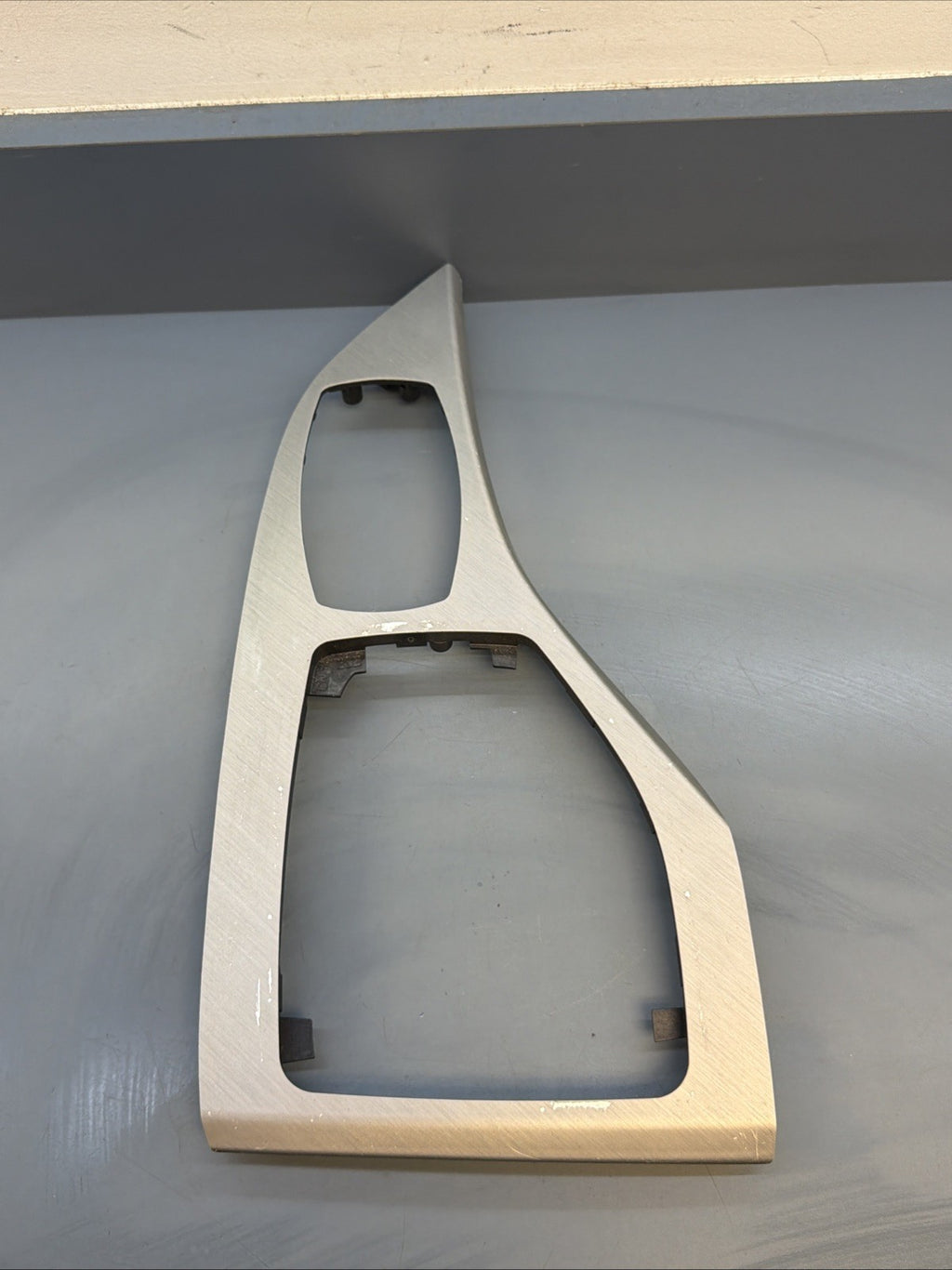 2012 -2015 BMW X1 CENTER CONSOLE SHIFTER SURROUND BEZEL TRIM SILVER  2997467