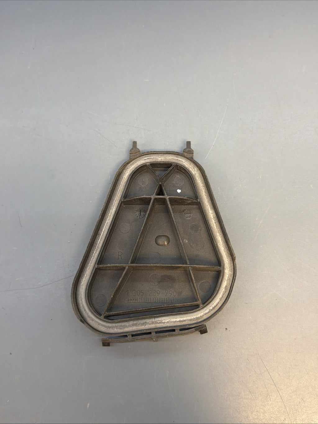 2011-2013 BMW 328xi COUPE E92 - PASSENGER HEADLIGHT DUST COVER 1305239290