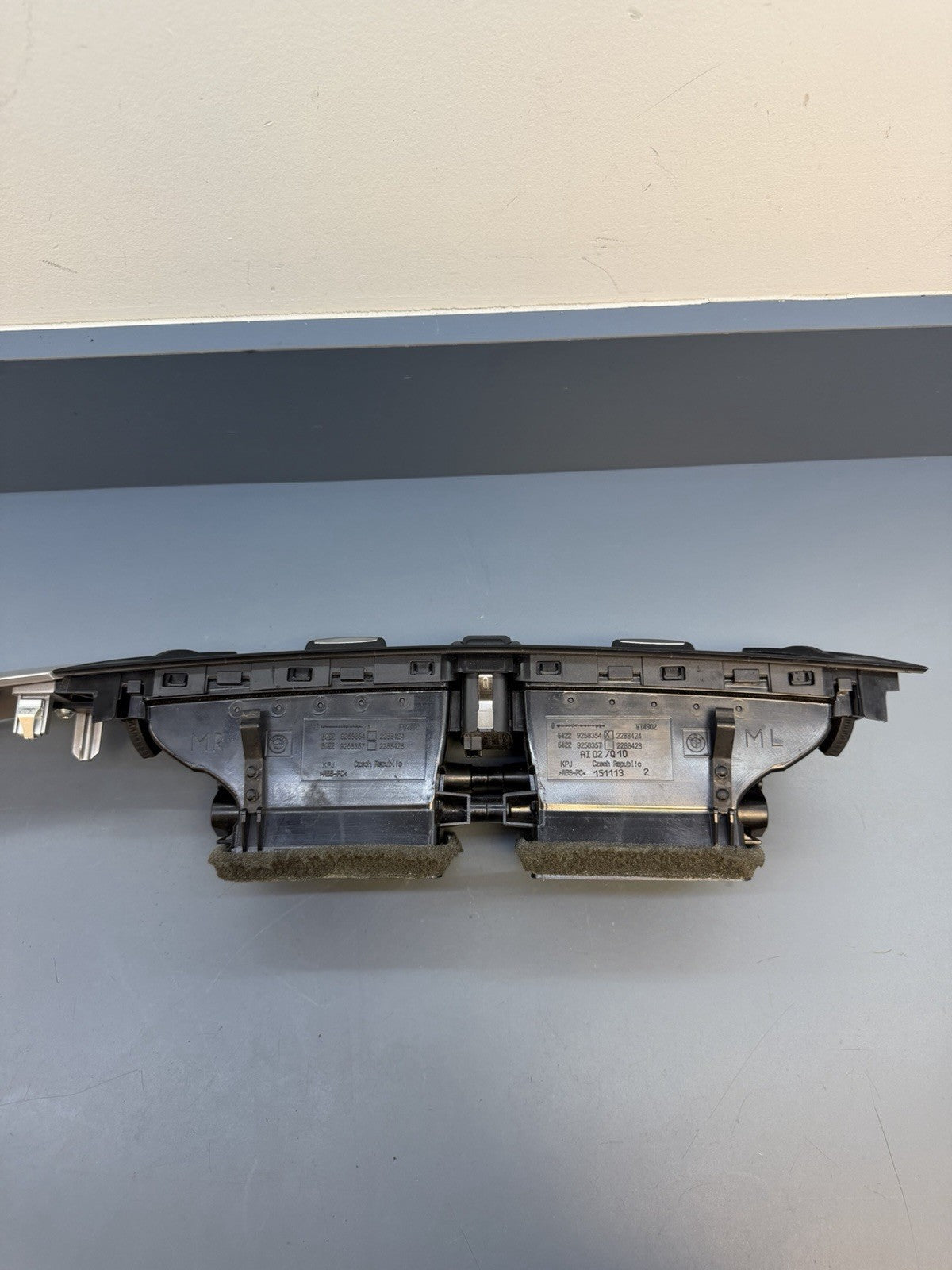 2012-2015 BMW X1 E84 Right Dash Panel Trim Bezel With Air Vents 2991701 OEM