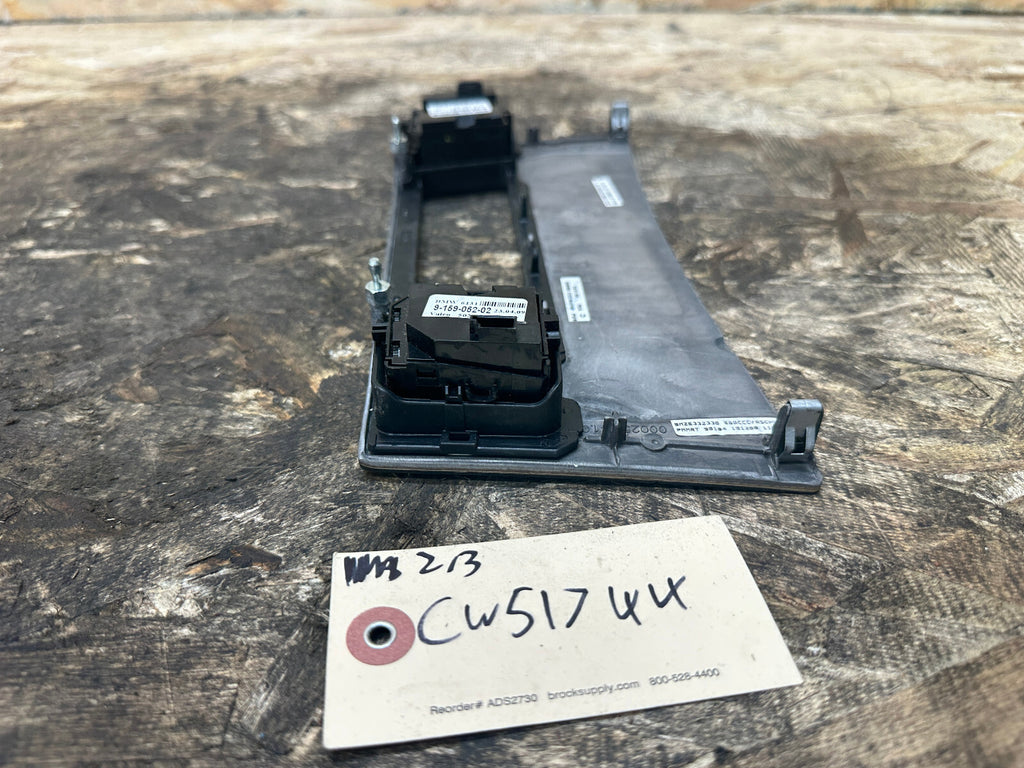 BMW 03-10 E60 5 SERIES CENTER DASH STORAGE TRAY+HEATED SEAT POPLAR WOOD 9139391