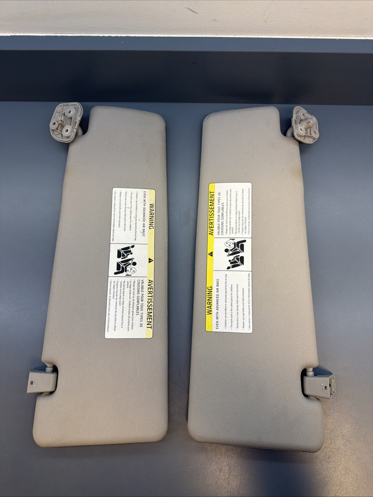 2007-2013 BMW E70 X5 X5M Front Left Right Interior Sun Visor Grey Pair Set