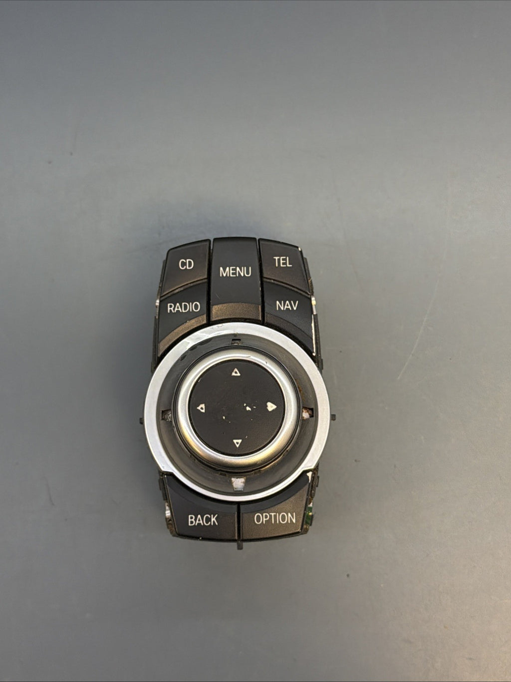 07-14 BMW E70 E71 E72 E60 E63 E81 E88 E90 E92 E84 X5 Media CONTROL 9205177