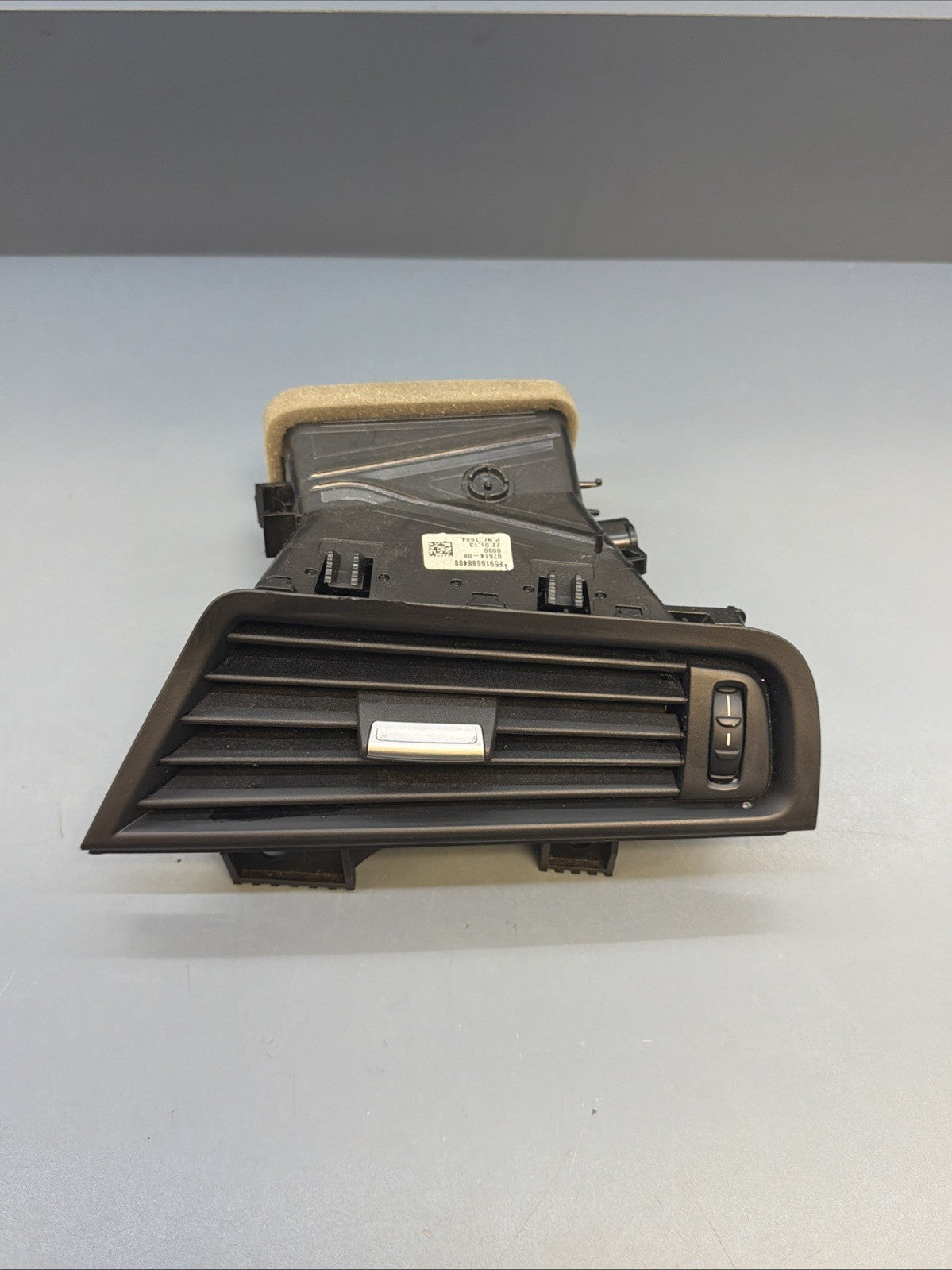 11-16 BMW F10 528I 535I 550I M5 FRONT RIGHT DASH DASHBOARD AC AIR VENT 9166884
