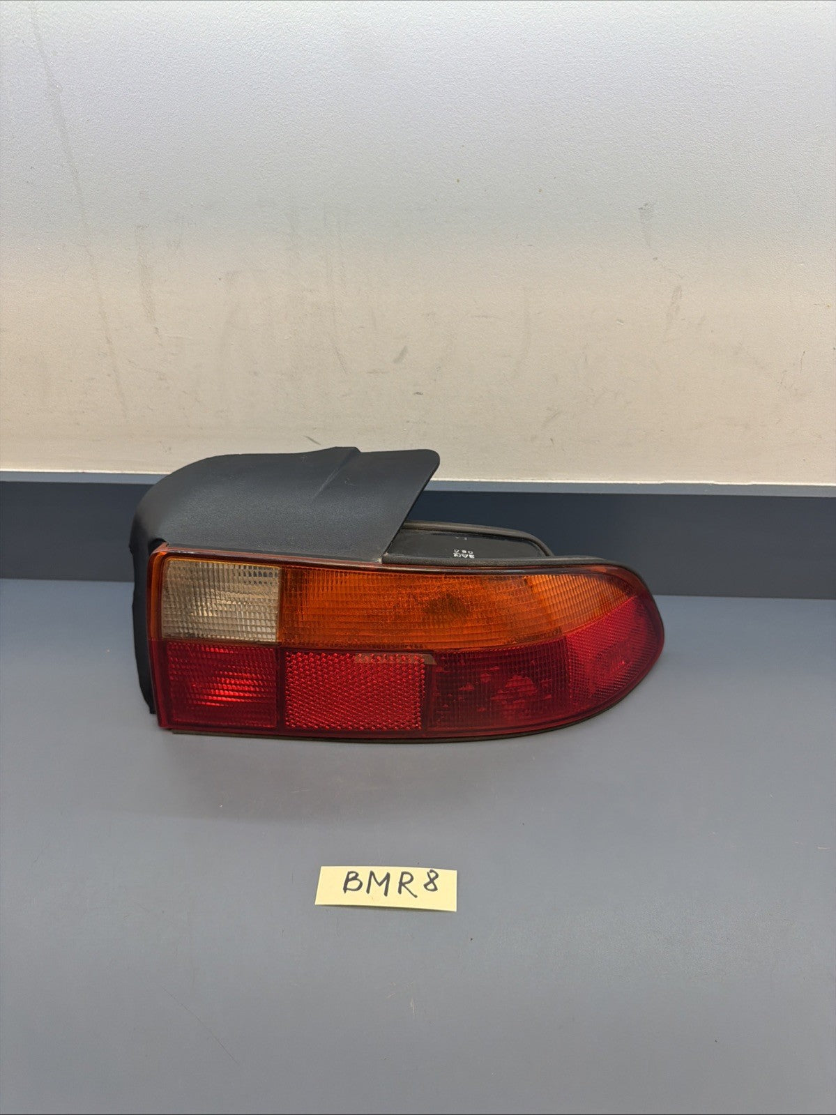 96-99 BMW Z3 E36/7 REAR RIGHT PASSENGER SIDE TAIL LIGHT LAMP OEM 8389862