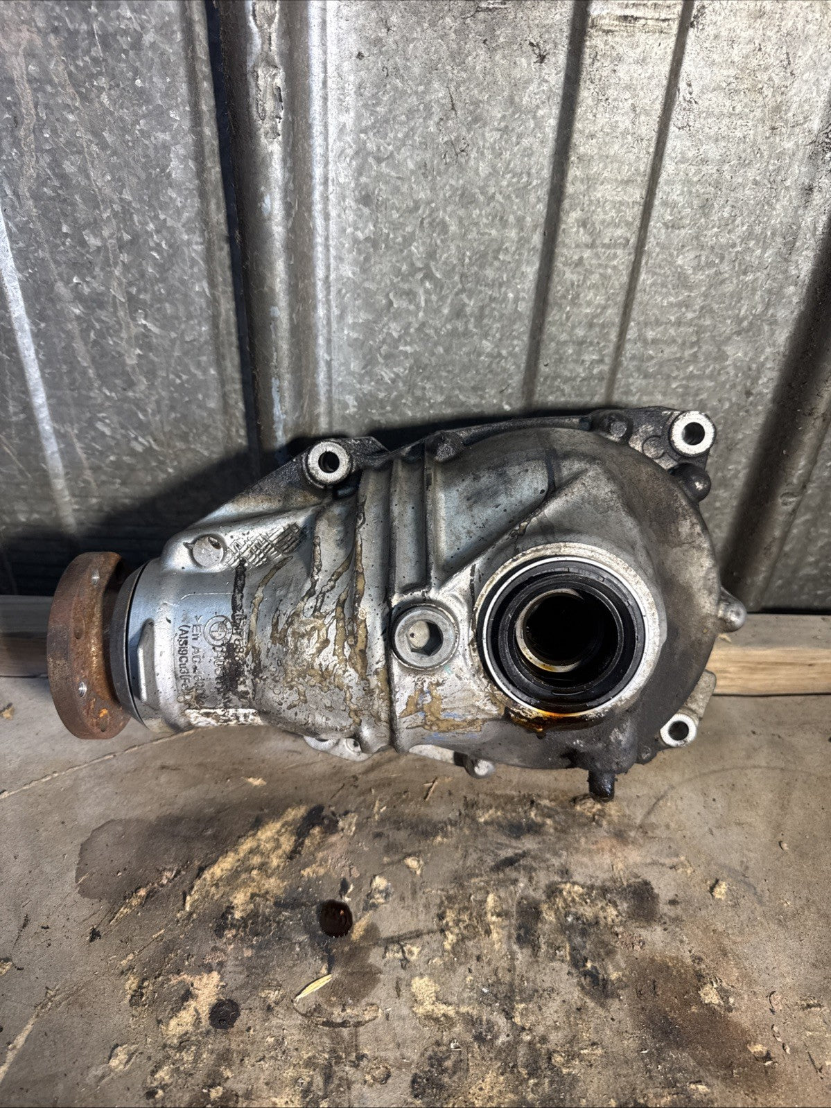 Front Differential Carrier Final Drive 3.46 AWD Diff OEM BMW E60 535Xi 7533435