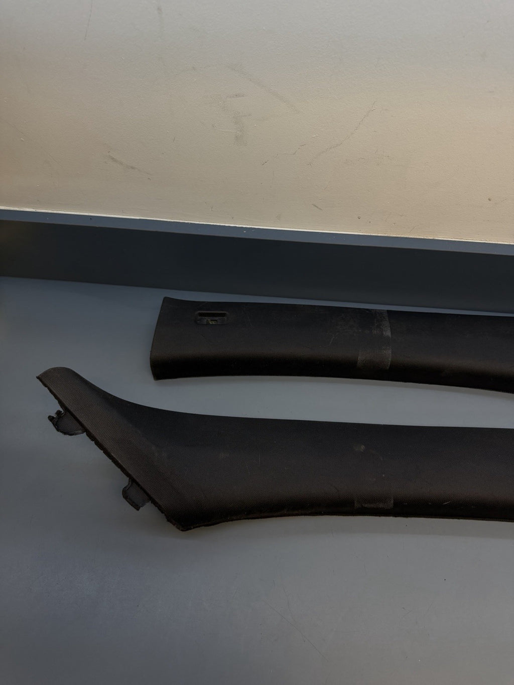 BMW E90 335xi Series 4dr Front Left & Right A Pillar Cloth Trim 7058332 7058331