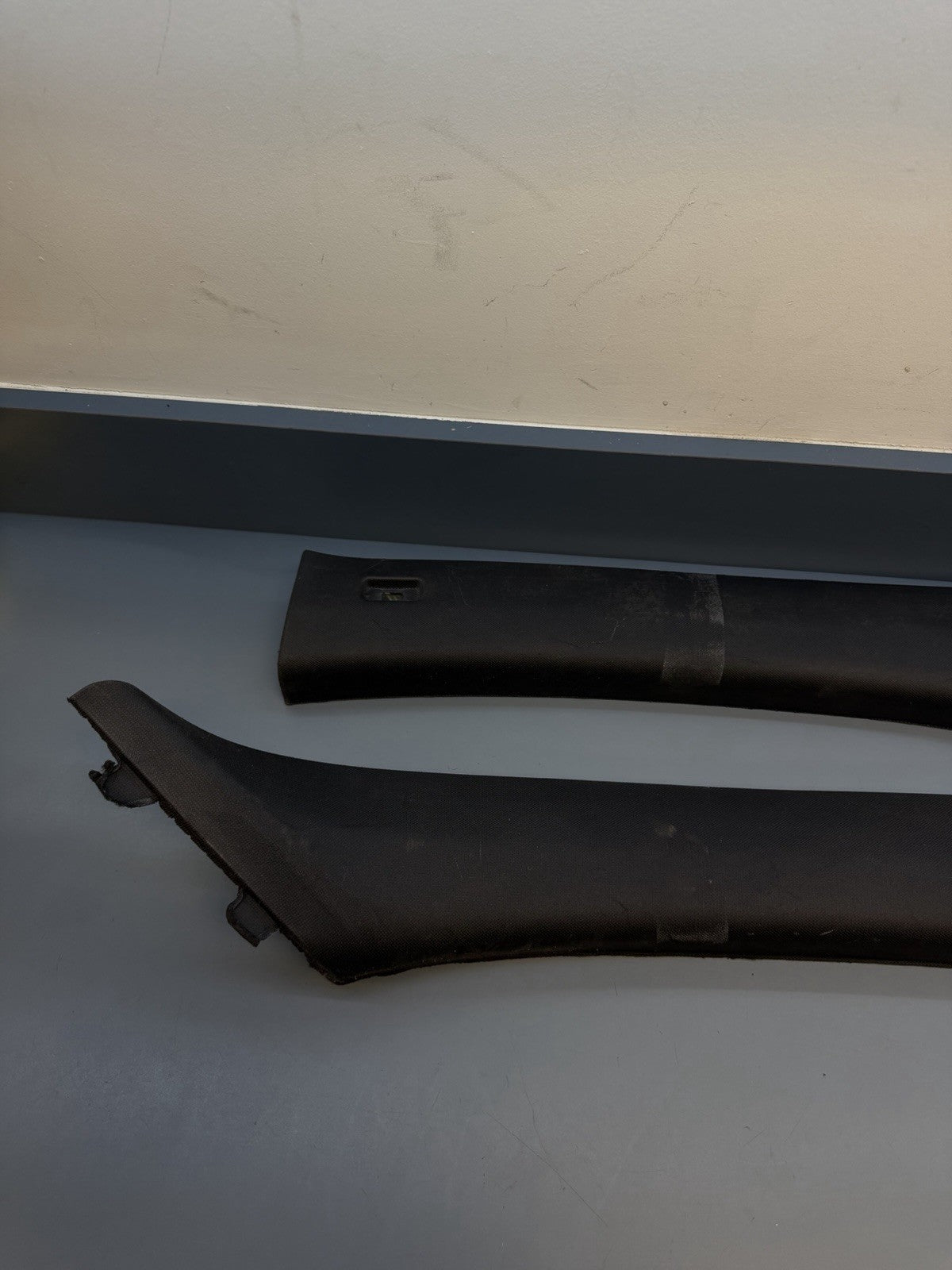 BMW E90 335xi Series 4dr Front Left & Right A Pillar Cloth Trim 7058332 7058331