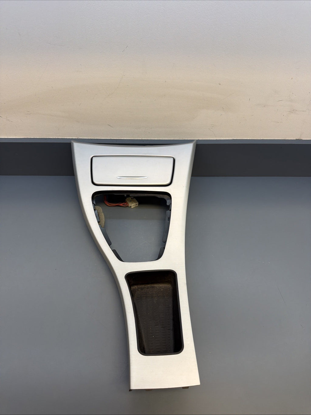 07-13 BMW E90 E92 328i 335i CENTER CONSOLE ALUMINUM TRIM OEM 7078571