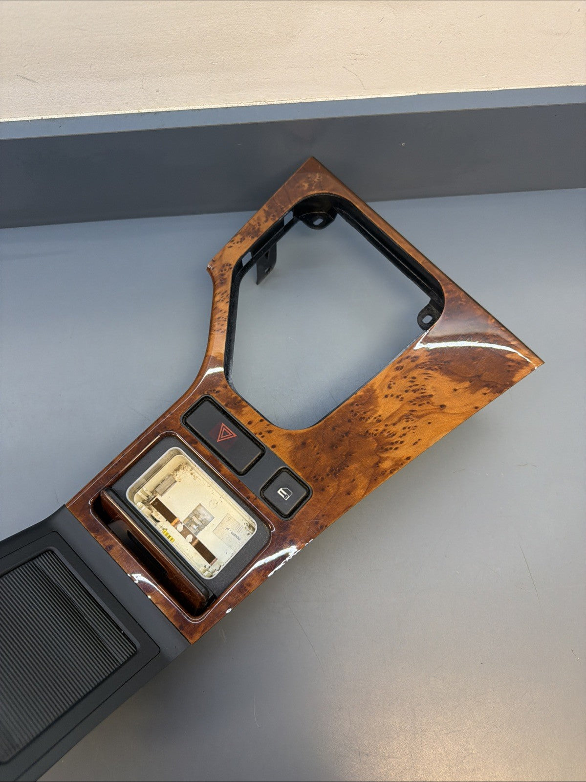 97-03 BMW E39 525 528 530 540 M5 FRONT CENTER CONSOLE SHIFTER WOOD PANEL 8196977