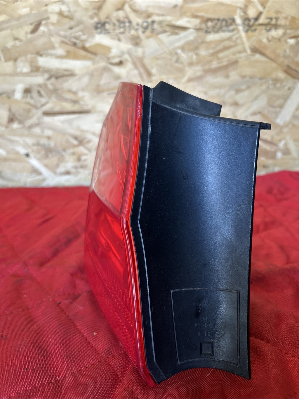 09-11 BMW E90 3 SERIES 328i 335i REAR LEFT DRIVER SIDE OUTER TAIL LIGHT 4871735
