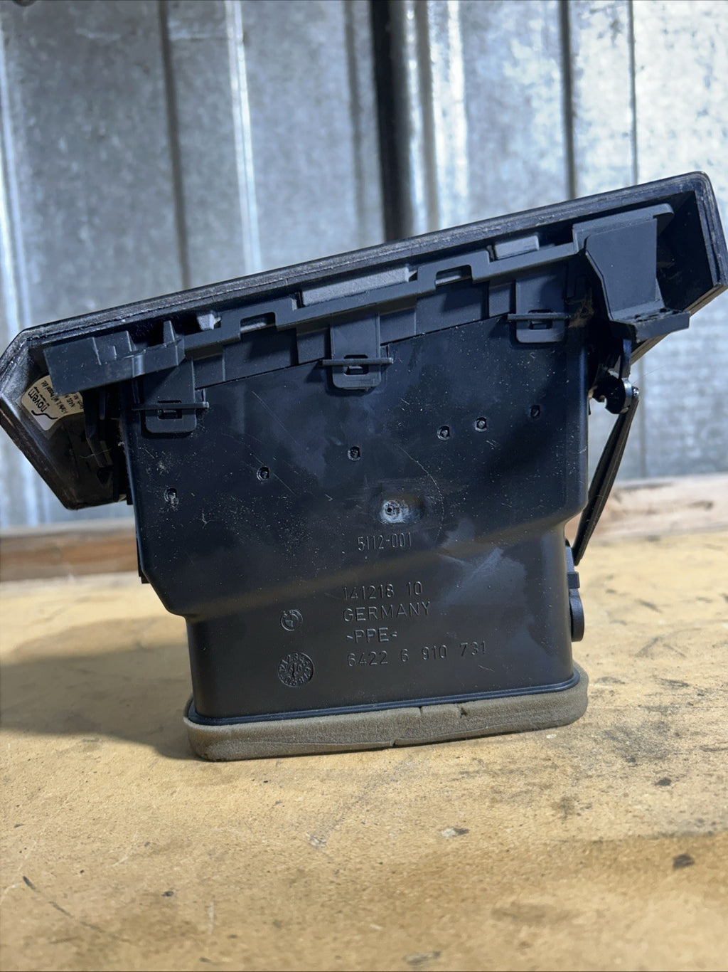 04-10 BMW E60 5 SERIES FRONT LEFT DRIVER SIDE DASH AC HEATER AIR VENT 6910731