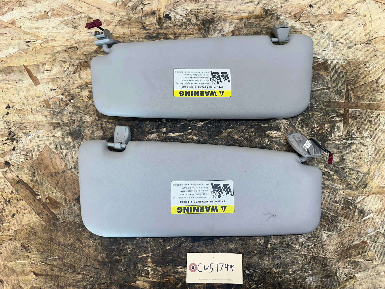 BMW 03-10 E60 5 SERIES LIGHT GRAY SUN VISOR OEM 7122862+7122861