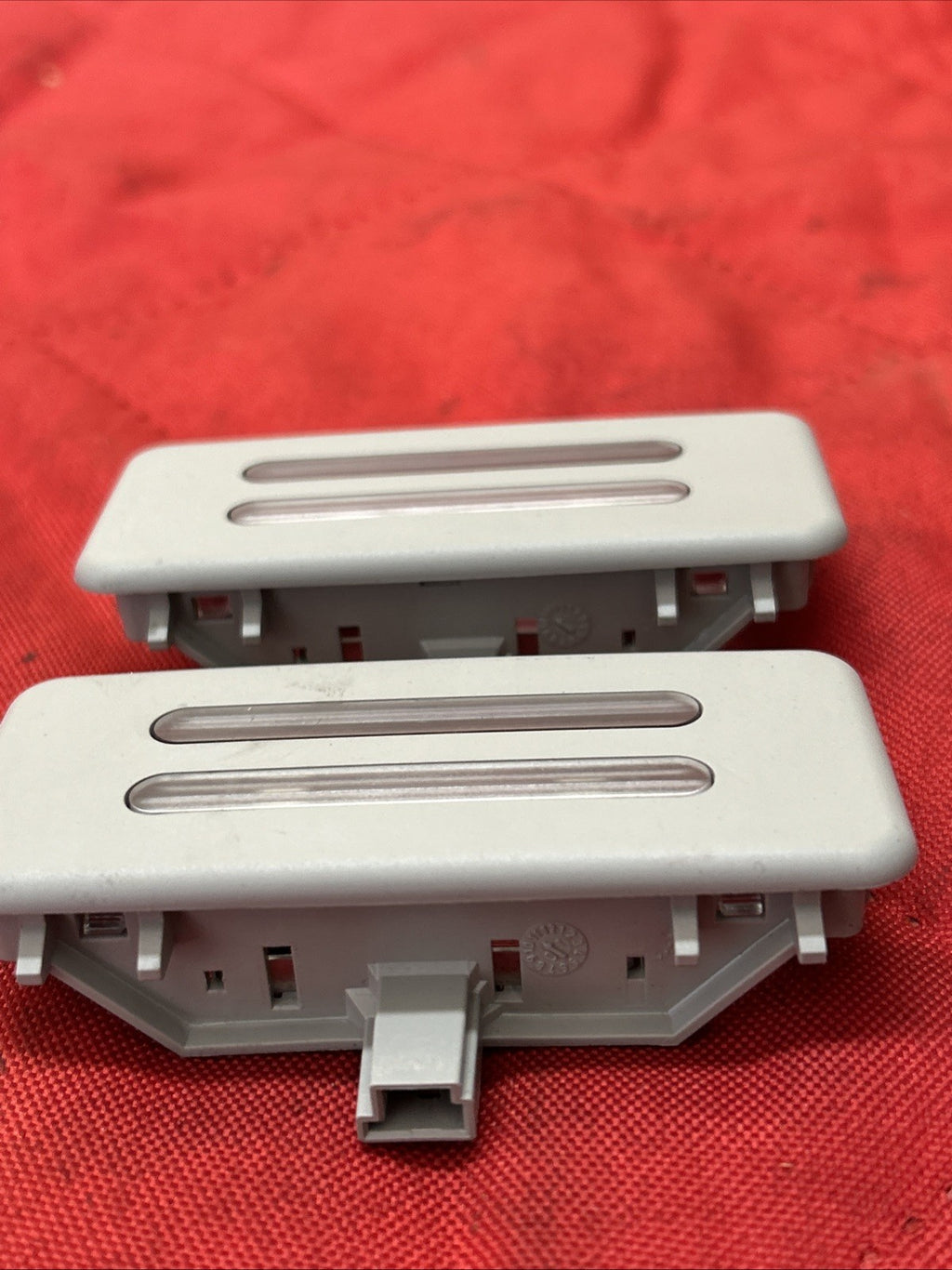 06-11 BMW E60,E61,E90,E91,E92 SUN VISOR INTERIOR LIGHT 6962011 SET OF 2 GREY