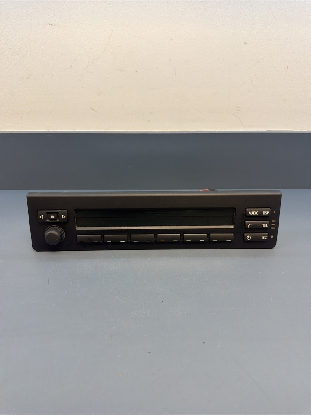 BMW E39 OEM STEREO RADIO MID INFO DISPLAY Head UNIT 65828360742