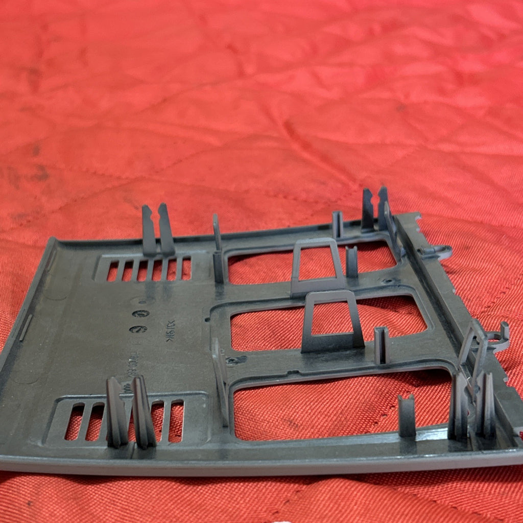 06-11 BMW E90 3 SERIES SUN ROOF CONTROL TRIM PANEL OVERLAY GREY 1040068
