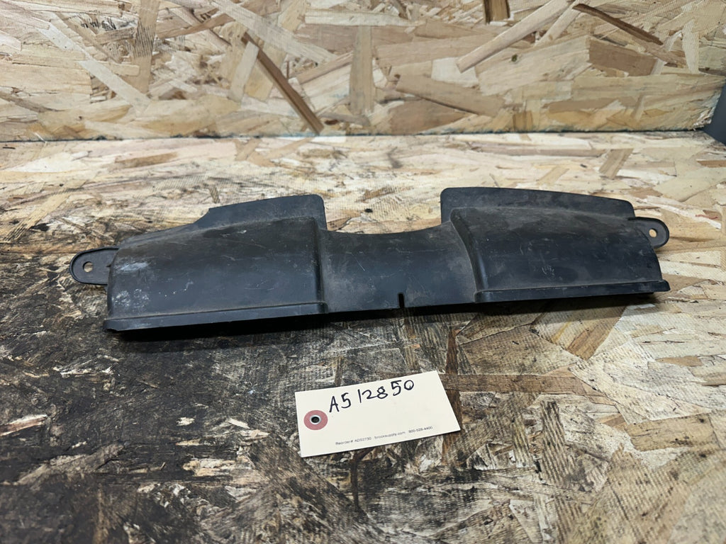 BMW 2006-2013 E90 FRONT HOOD AIR INTACE SUCTION DUCT VENT OEM 7541738