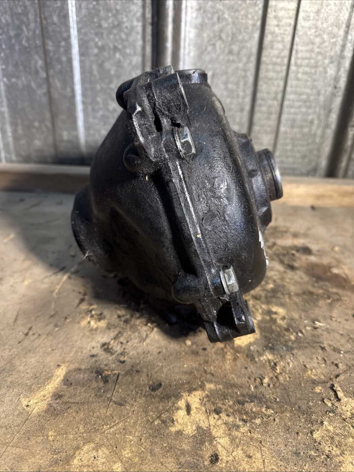 Front Differential Carrier Final Drive 4.44 AUTO Diff OEM BMW X3i E83 7540634