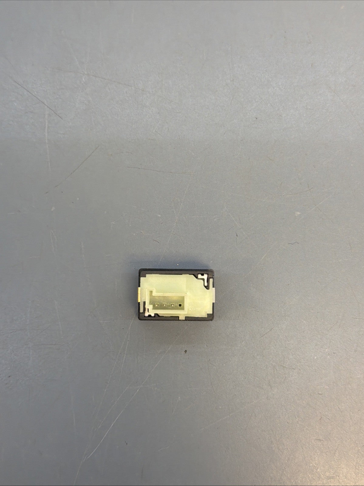 2004-2007 BMW 530i 525i 04 05 545i Trunk Lid Release Button Switch 6921846 OEM
