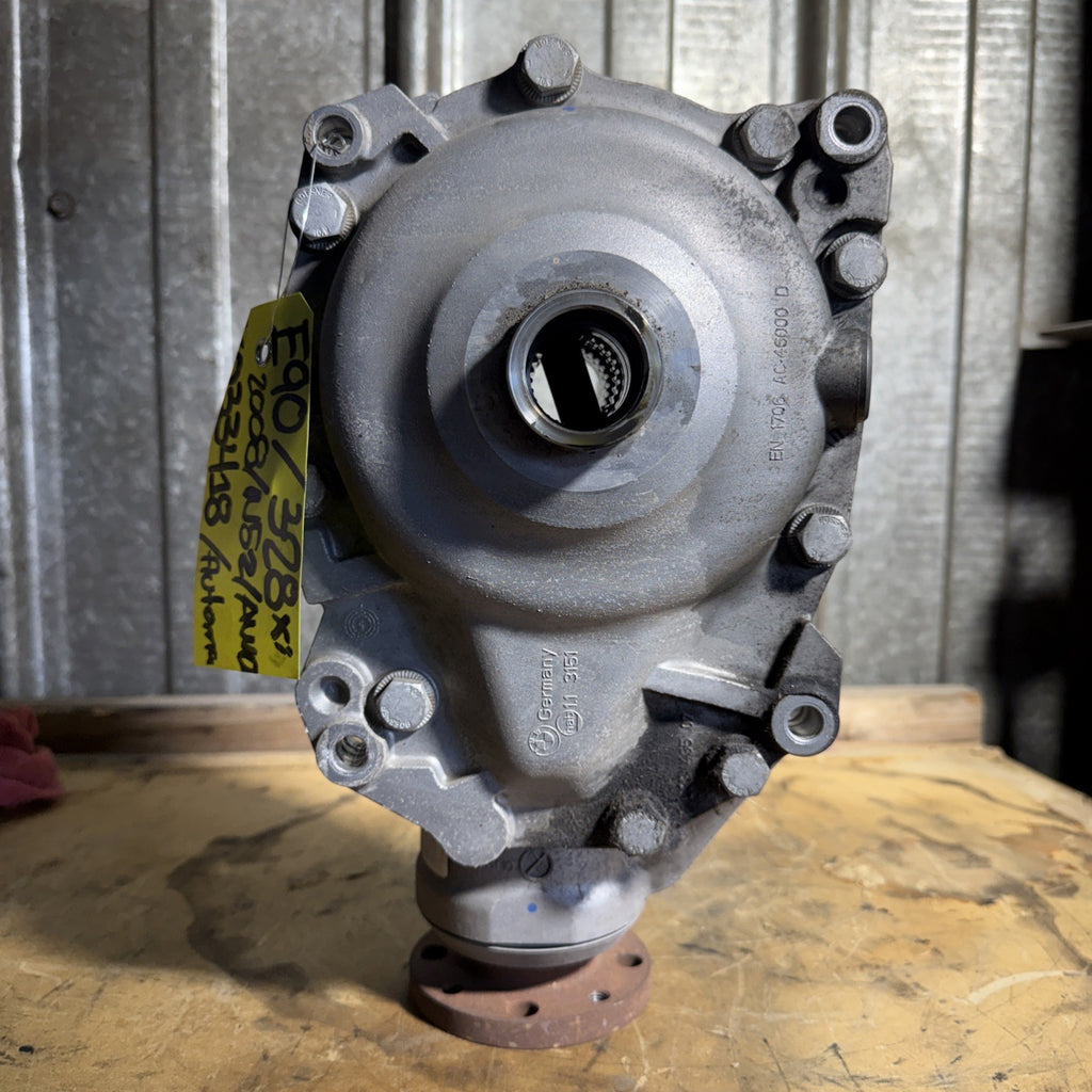 Front Differential Carrier Final Drive 3.91  AWD Diff OEM BMW E90 328XI 7533567