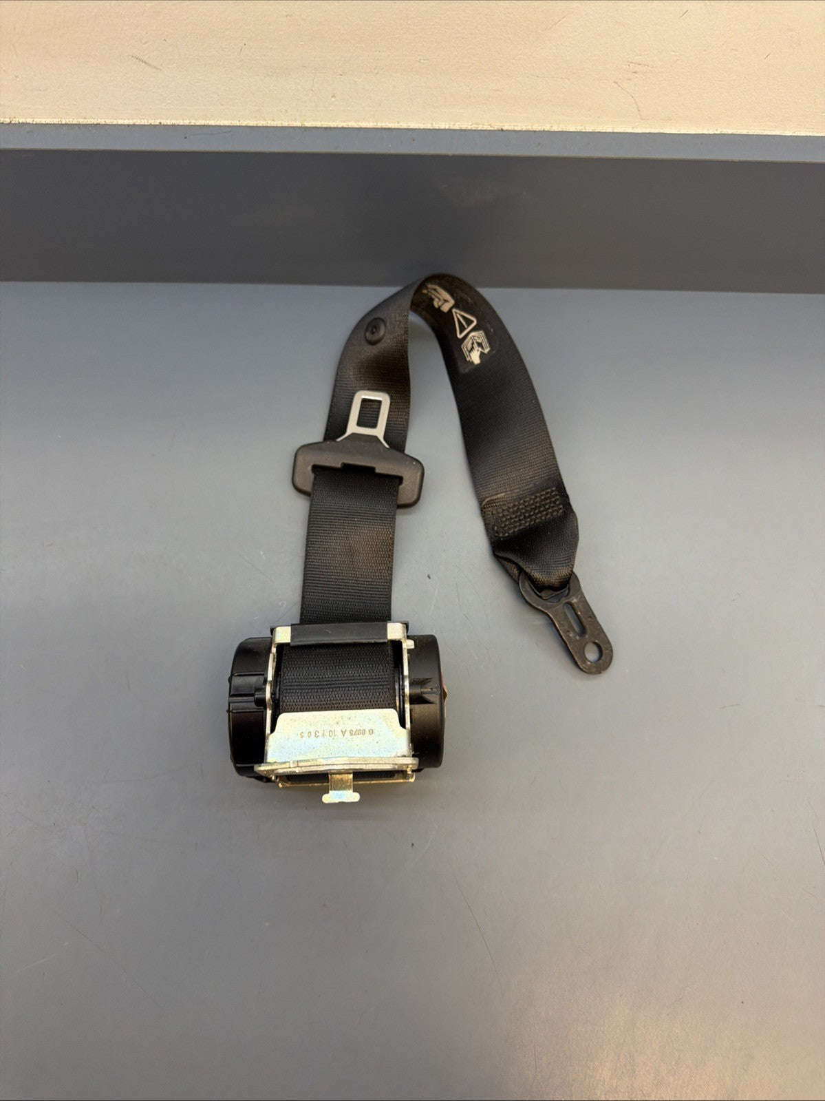 07-13 BMW E92 3-SERIES COUPE GENUINE REAR LEFT OR RIGHT SEAT BELT 608201000C