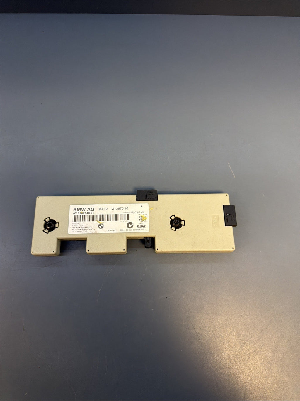 2008 - 2013 BMW E92 E90 E93 M3 Radio Antenna Amplifier Module 9187643-01 OEM