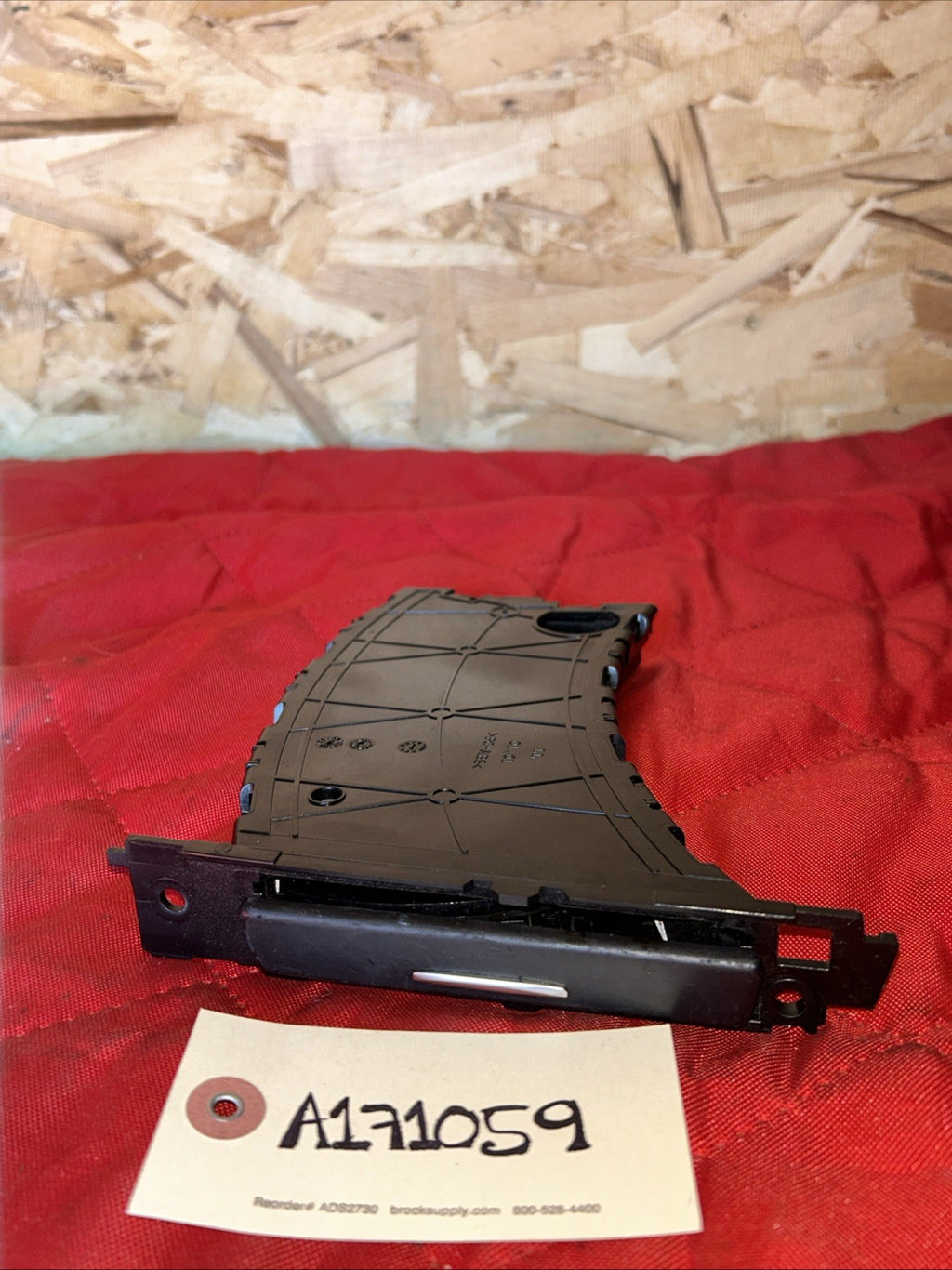 2006-2013 BMW 328i 330i 335i M3 Left Driver Cup Holder OEM 7127406 BLACK