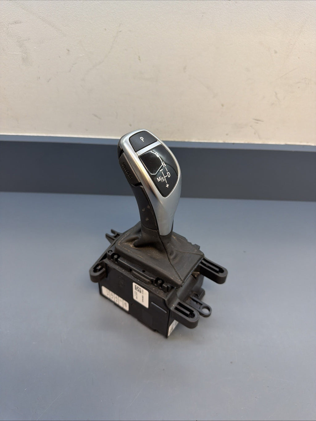 OEM BMW F25 X3 Sport Automatic Transmission Gear Shift Shifter Selector 9253079
