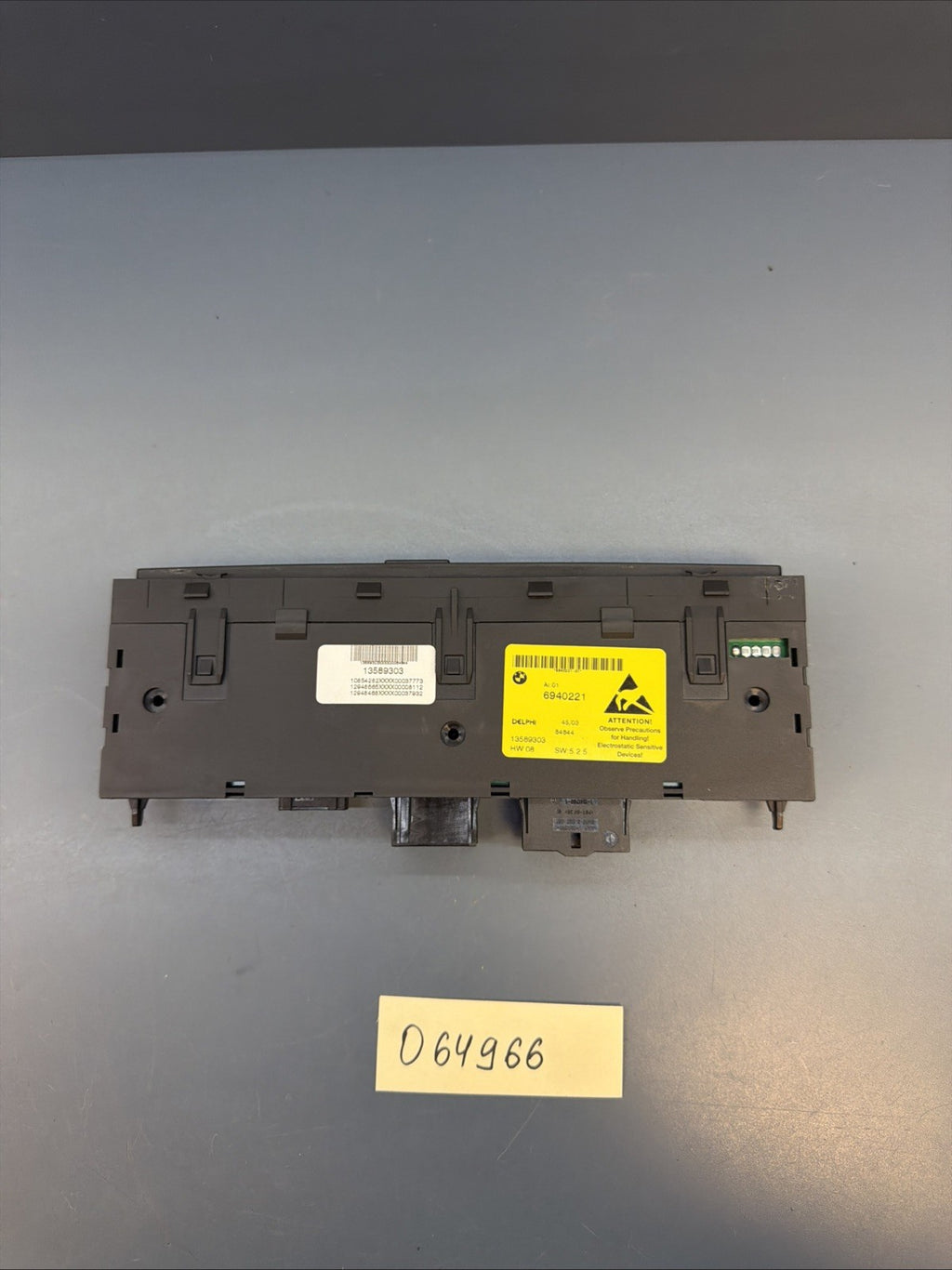 BMW E60 E61 5 SERIES CENTER CONSOLE DSC SWITCH CONTROL BUTTON OEM 6940221