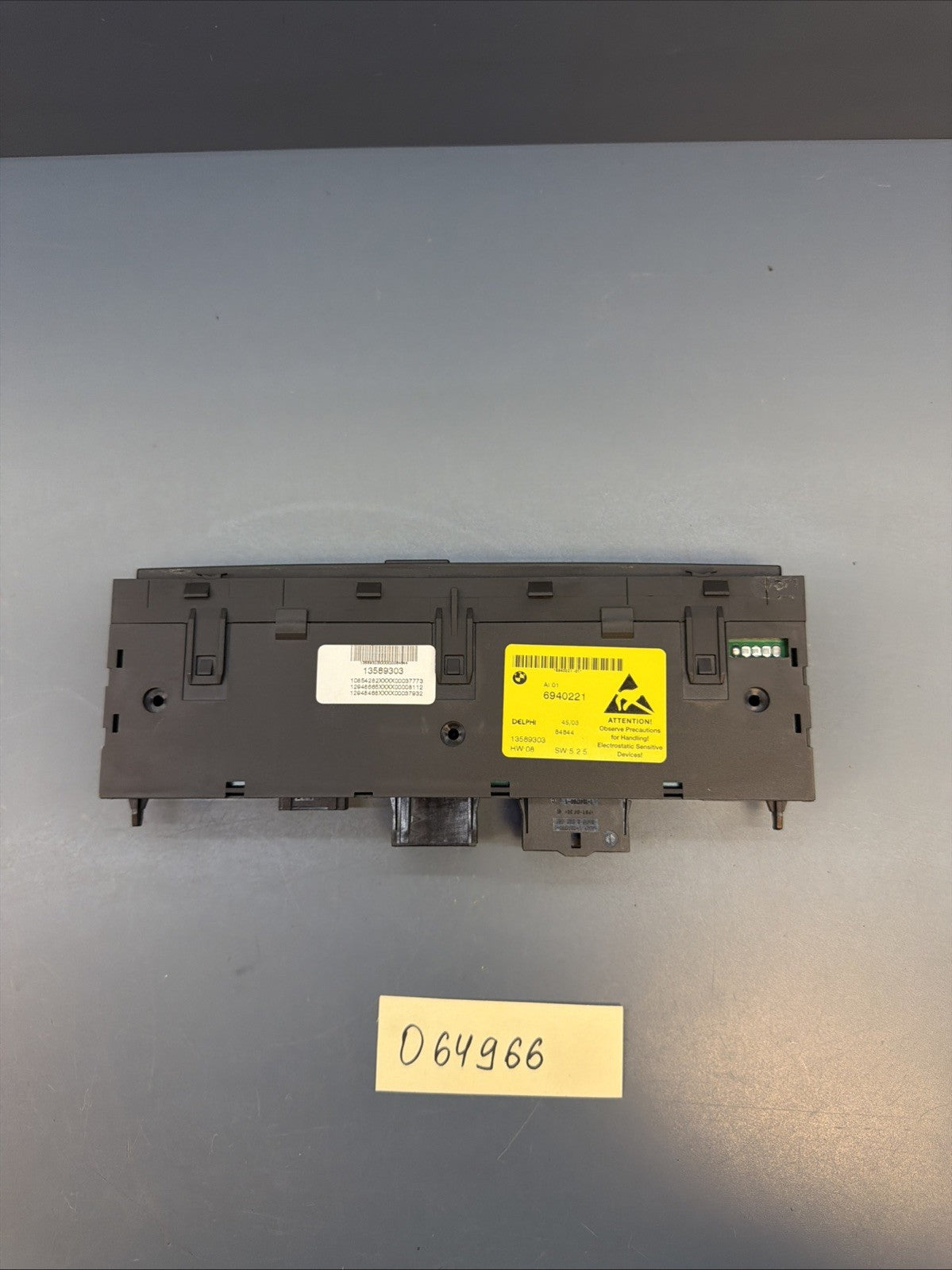 BMW E60 E61 5 SERIES CENTER CONSOLE DSC SWITCH CONTROL BUTTON OEM 6940221
