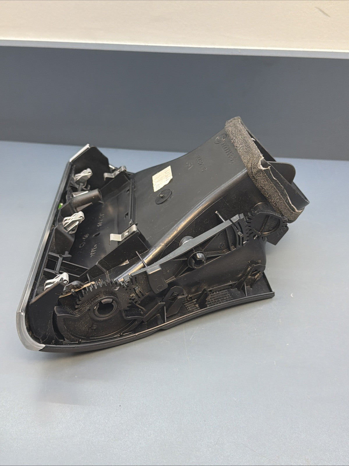 07-13 BMW X5 E70 Right Passenger Dash Ac Heater Air Vent Grille 9227768 OEM
