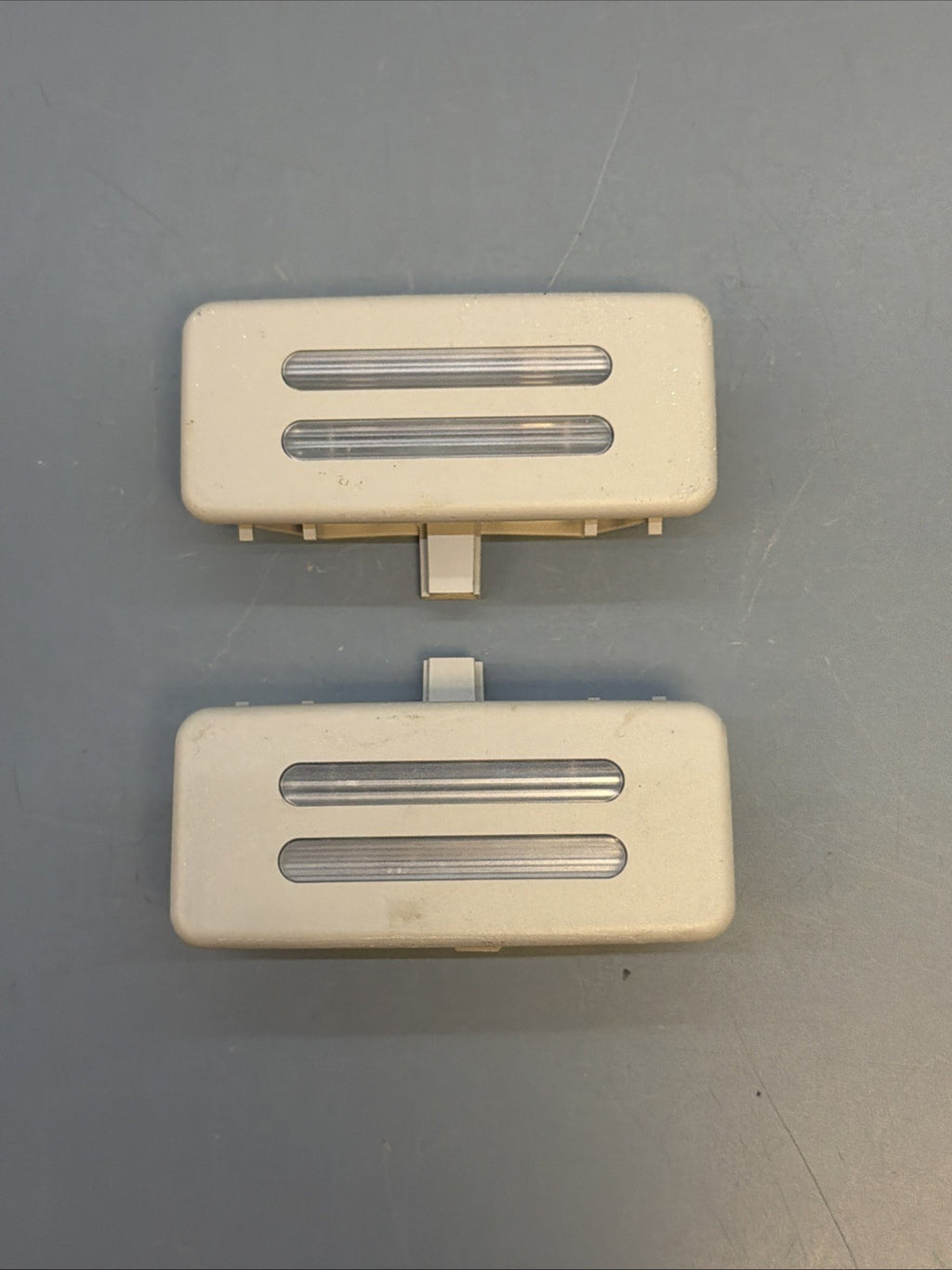 2005-2011 BMW E90 E91 E92 325i 328i Roof Lights Pair Vanity Lights GRAY 6962011