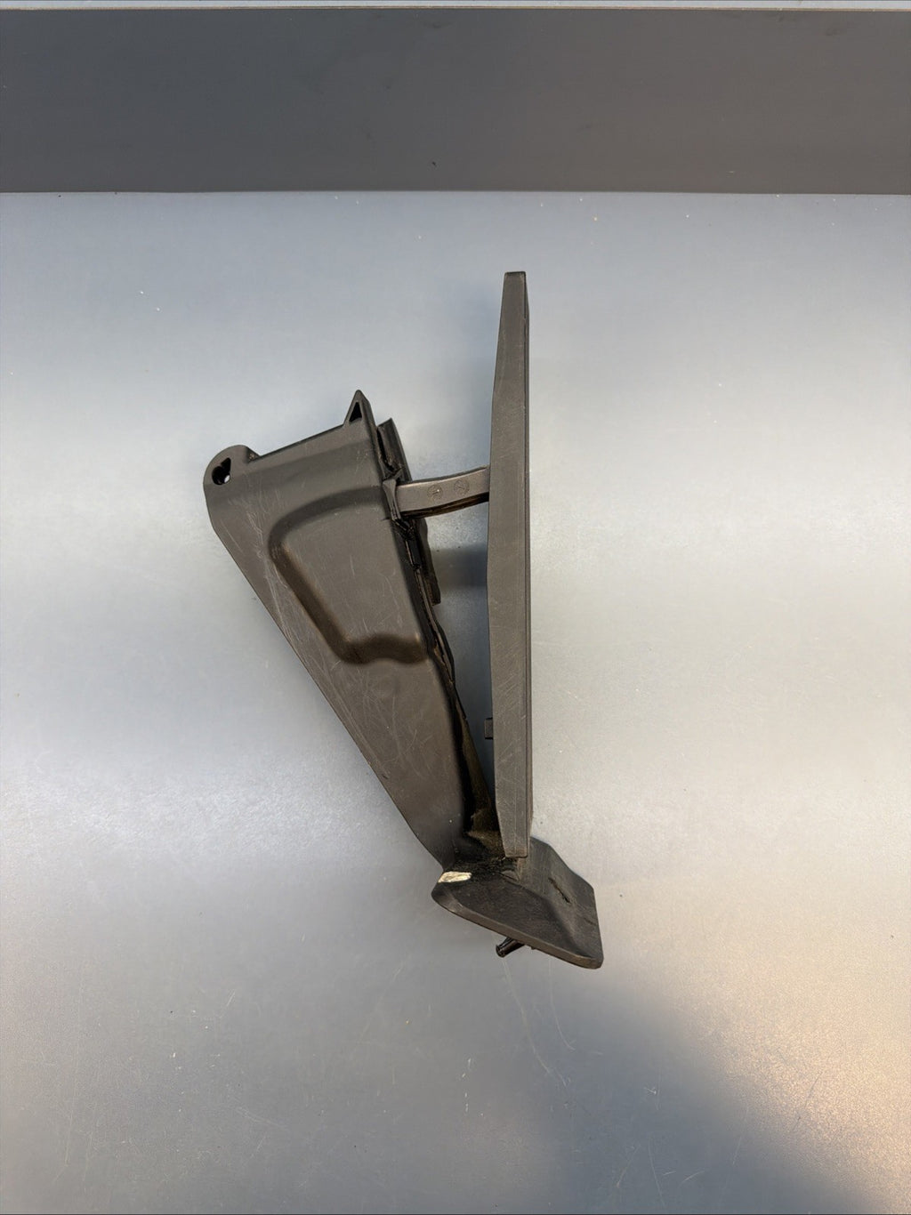 2012 - 2016 BMW F30 320I 328I 335I FRONT ACCELERATOR GAS PEDAL OEM 6853175