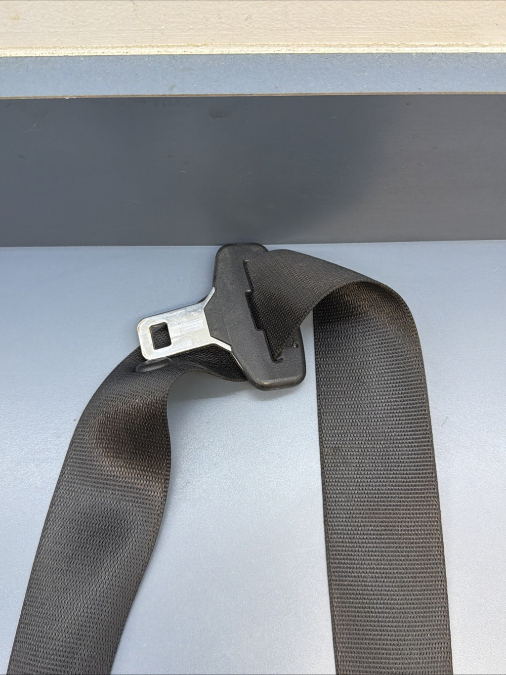 03-08 BMW Z4 E85 E86 Front Right Passenger Side Seat Belt Retractor 7057110 OEM