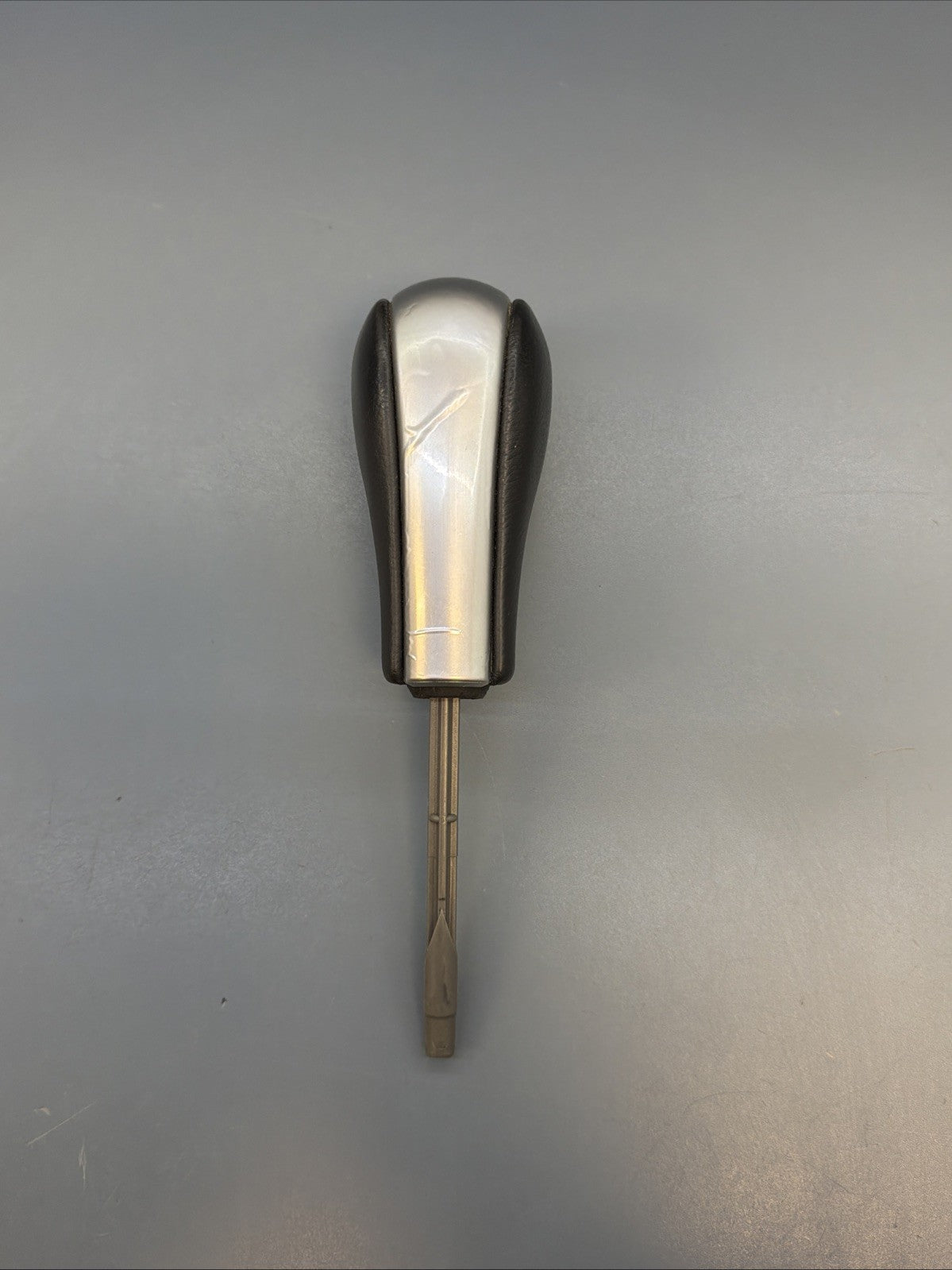 07-10 BMW X3 E83 GEAR SHIFTER KNOB TRIM COVER BOOT BLACK 354882 OEM