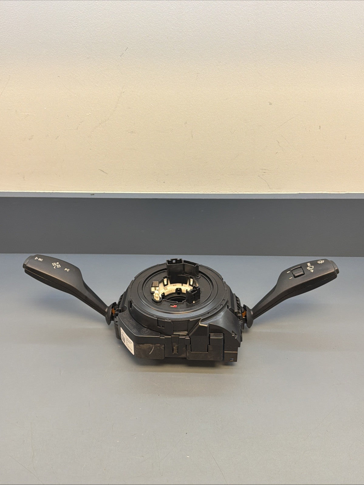 OEM 2012-2018 BMW F30 F31 Steering Column Switch Clock Spring 9253746