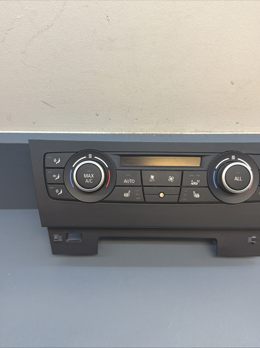 2012-2015 BMW X1 E84 A/C HEAT CLIMATE CONTROL PANEL OEM 9292262