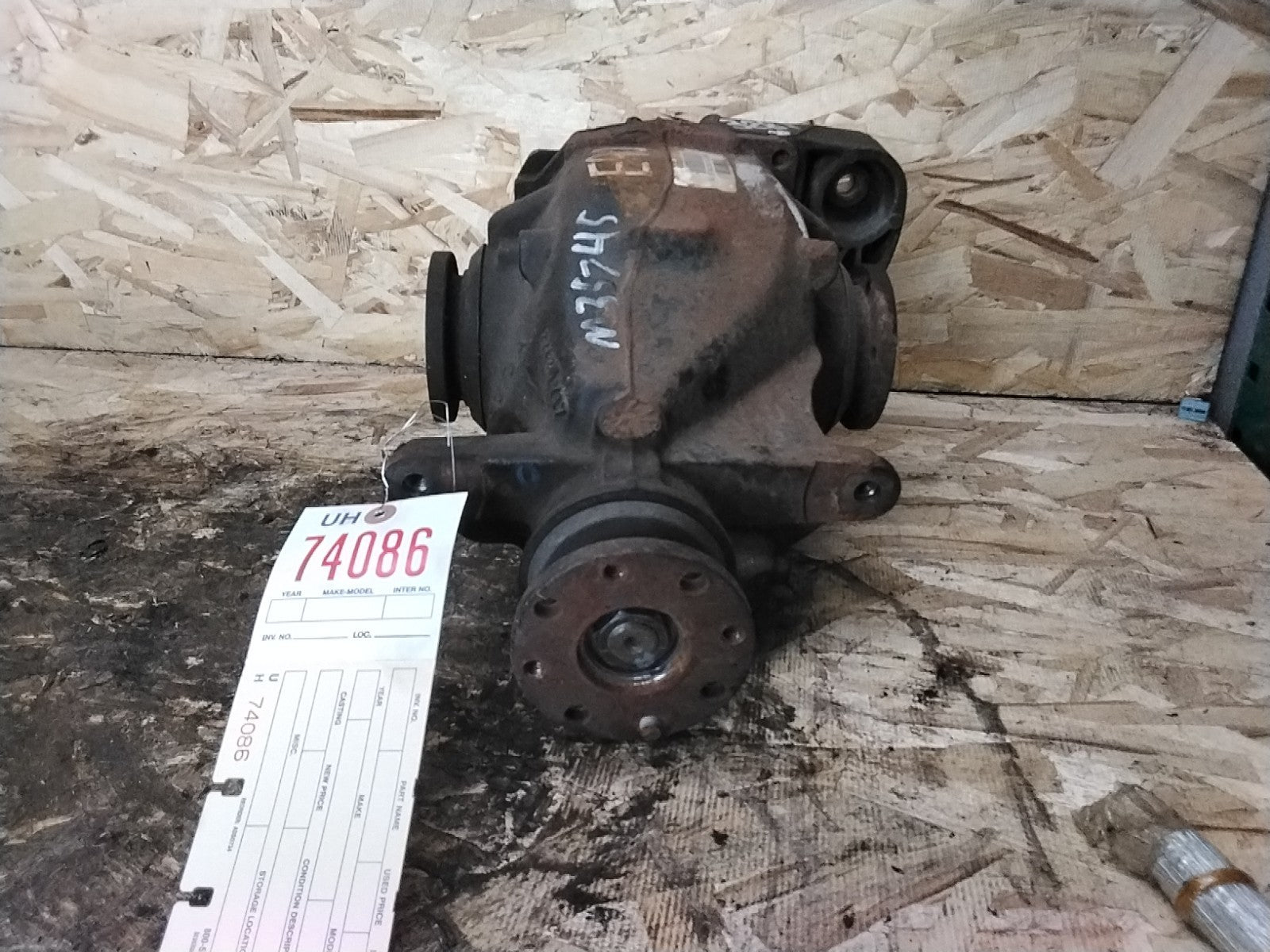 BMW REAR DIFFERENTIAL 3 SERIES 3.73 FINAL DRIVE E90 328i 7566237