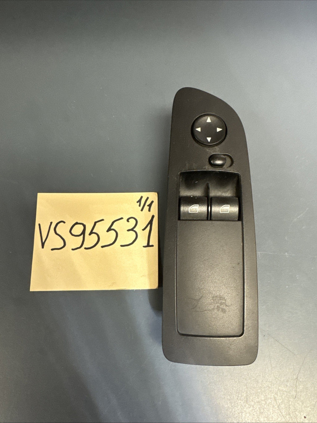 BMW 1 Series E81, E82, E88 Window Regulator Switch Driver Side