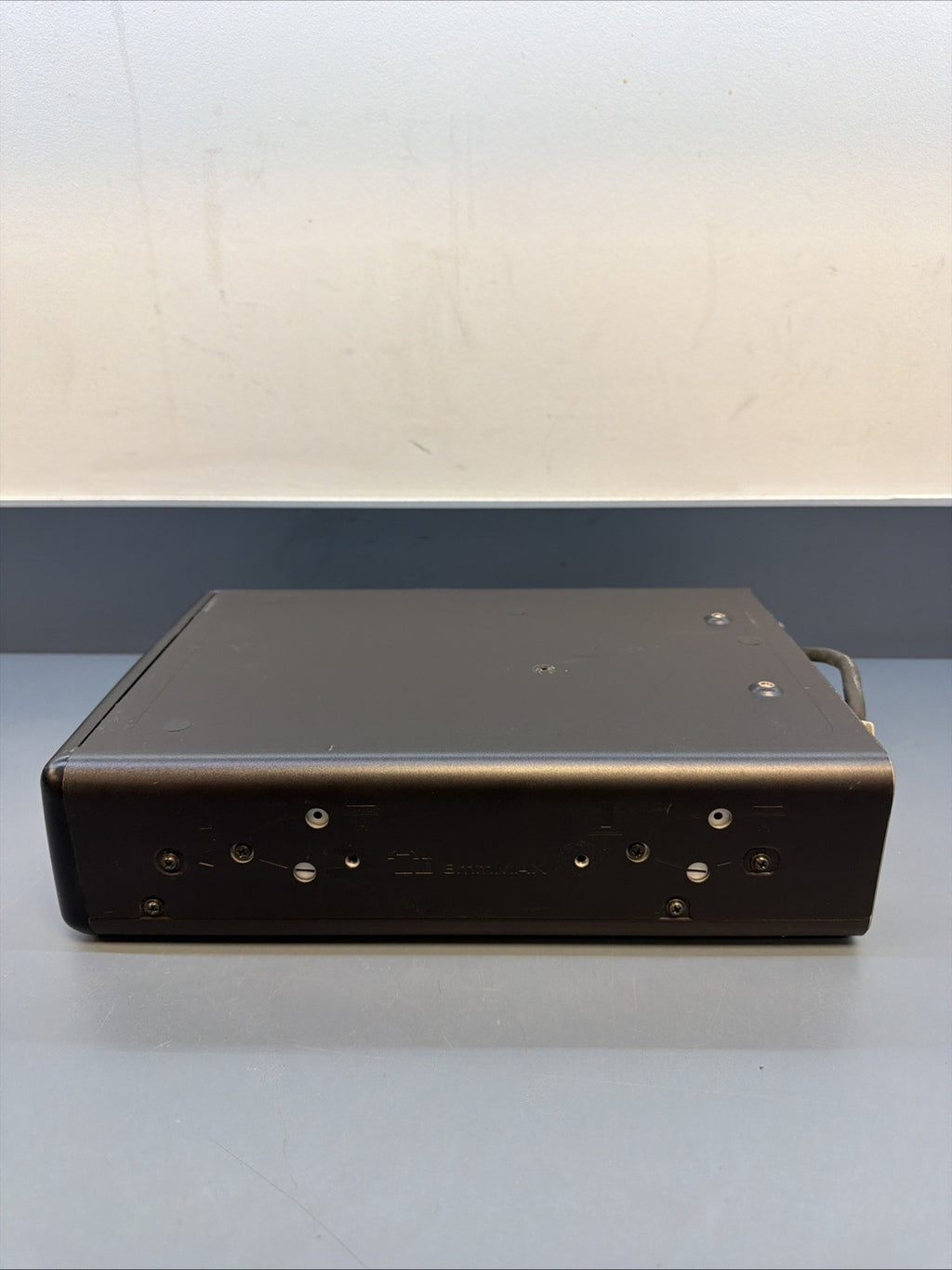 BMW 6 DISK CD Changer E38 740i OEM 65.12-8361058