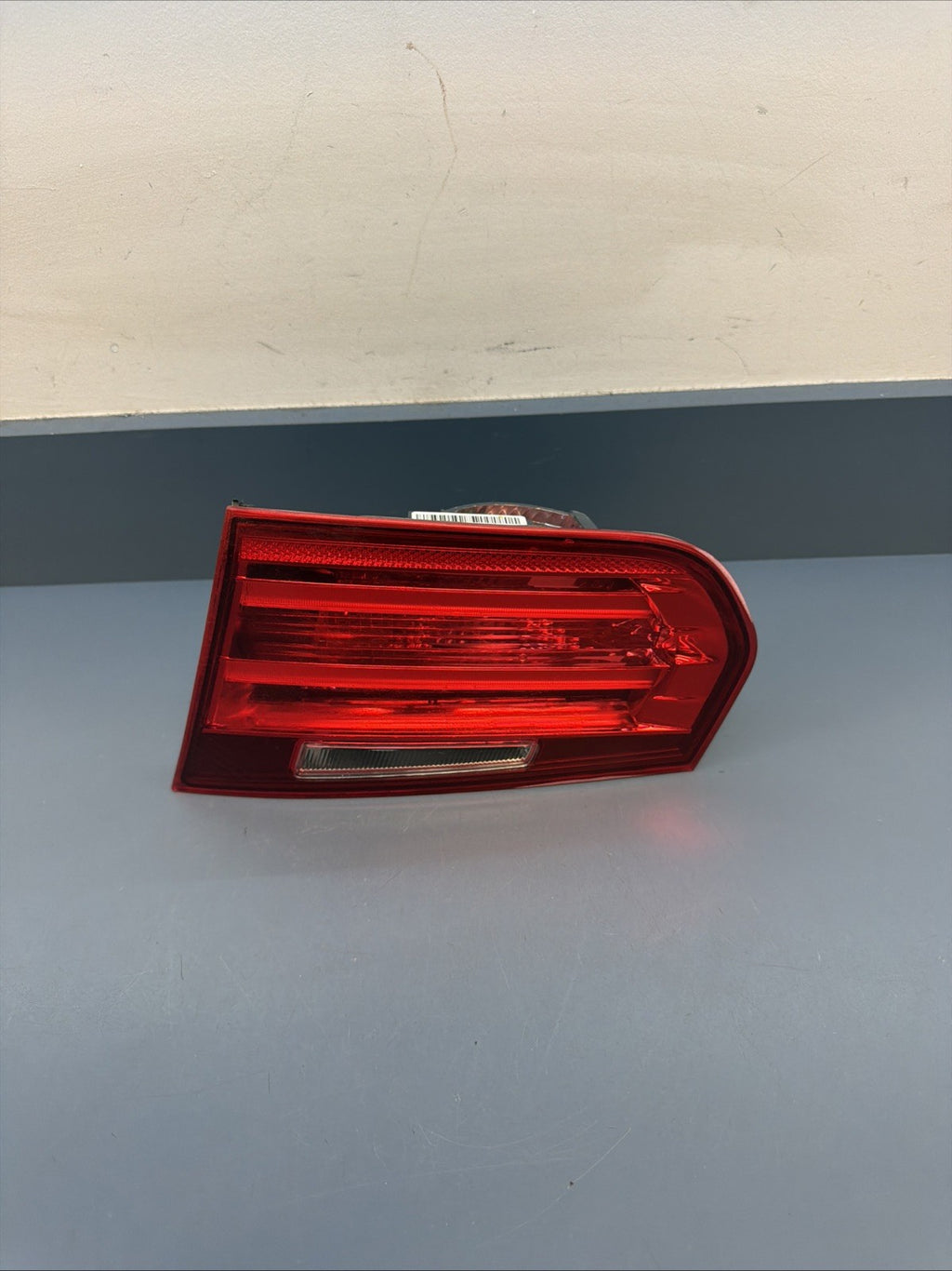 2012 - 2015 BMW F30 328I 335I REAR RIGHT PASSENGER INNER TAIL LIGHT OEM 7259916