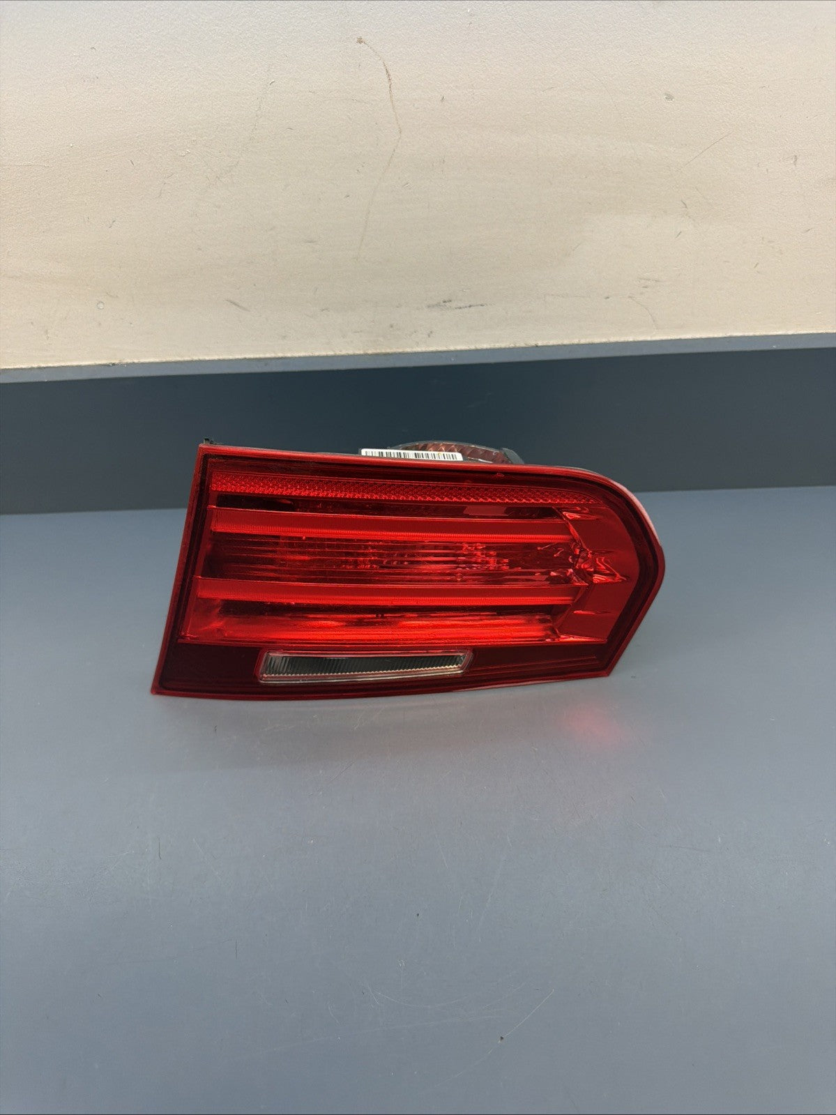 2012 - 2015 BMW F30 328I 335I REAR RIGHT PASSENGER INNER TAIL LIGHT OEM 7259916