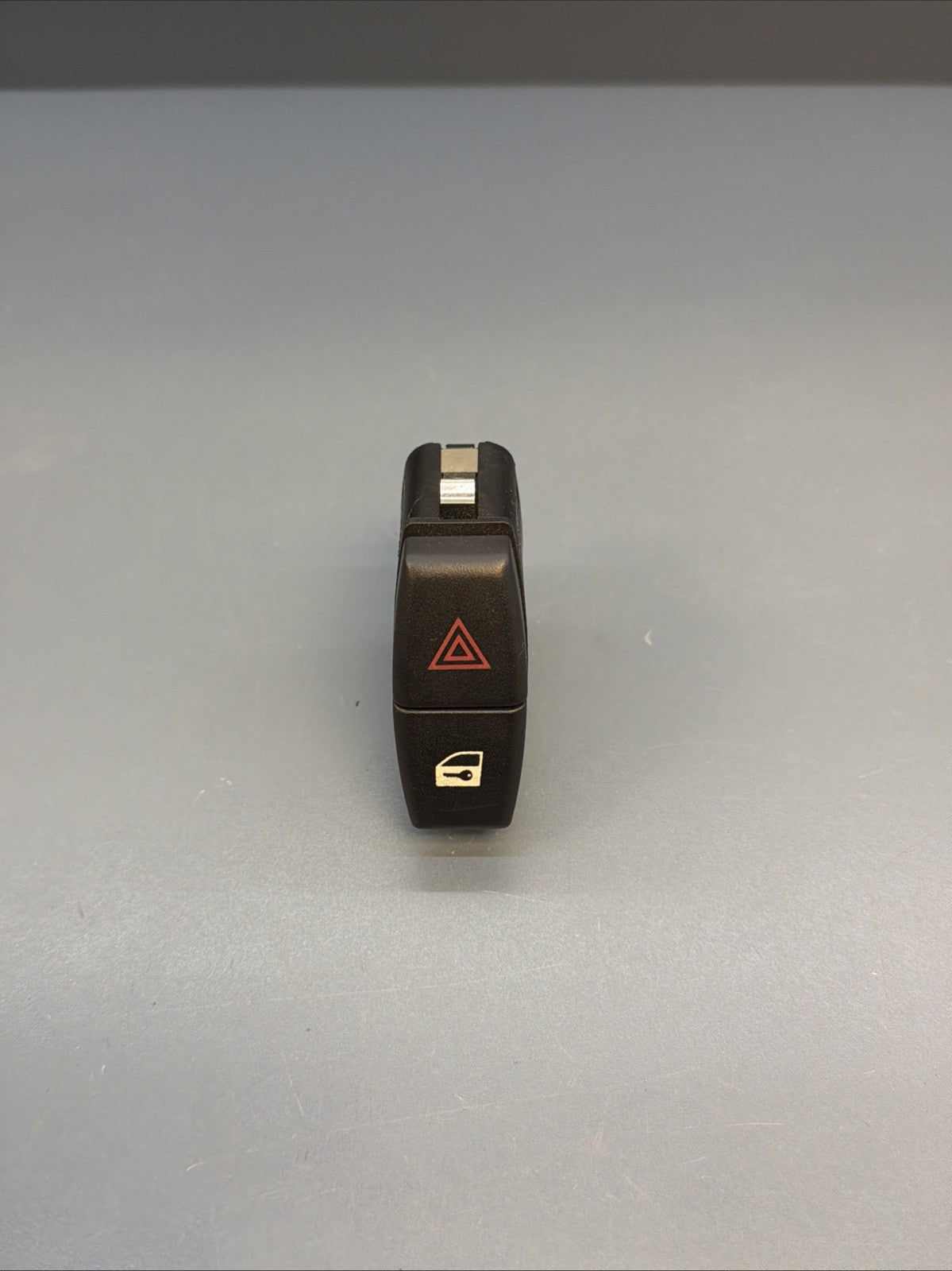 2012-2015 BMW X1 SDRIVE28I E84 - Hazard / Central Locking Switch 6919506