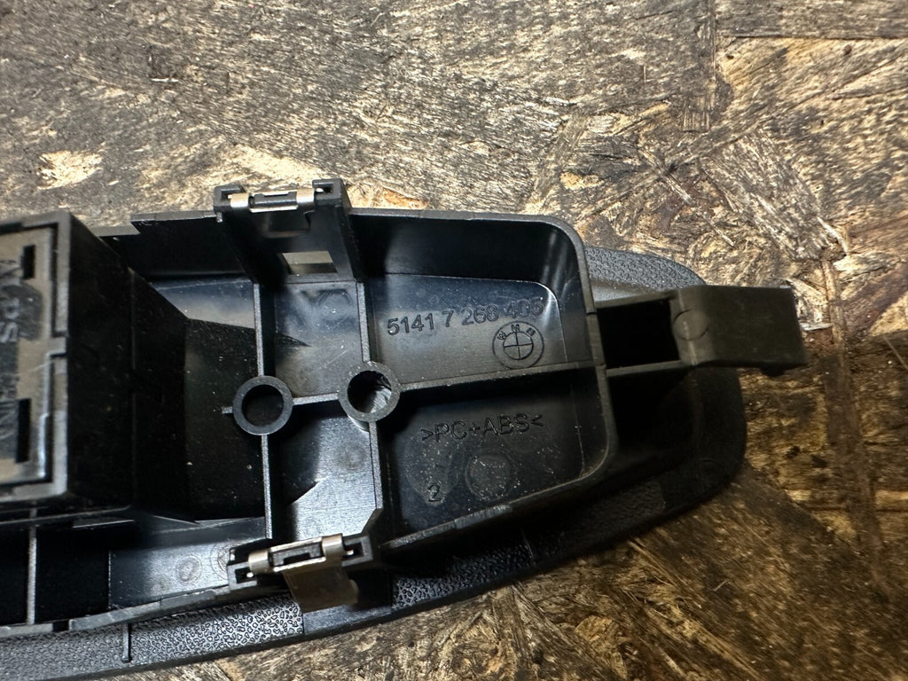 BMW 2012-2019 F32 FRONT RIGHT WINDOW SWITCH CONTROL BUTTON BLACK OEM 14121810