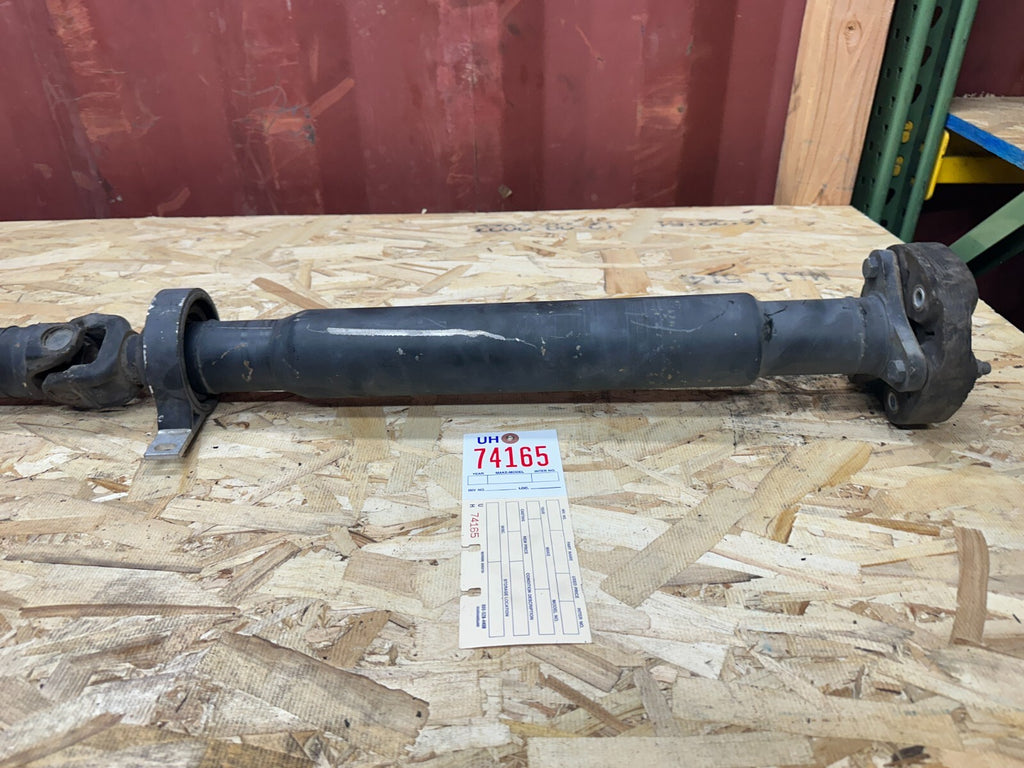 OEM BMW REAR DRIVESHAFT FITS AUTOMATIC 04-10 E60 E61 525 528 530 535 7573493