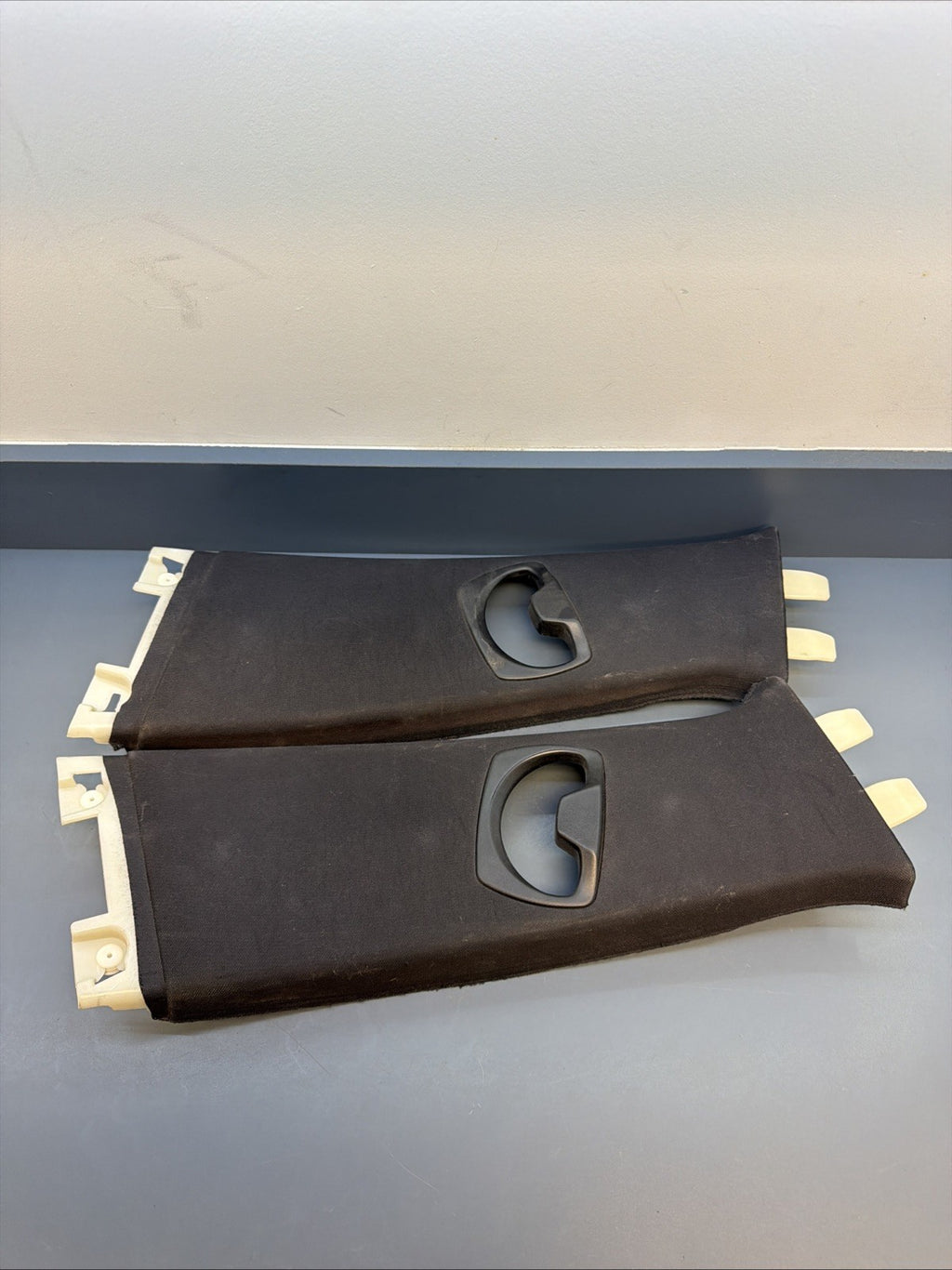 07-11 BMW 335i 328i E91 Left & Right Upper Door Seatbelt B Pillar set 7058335/36