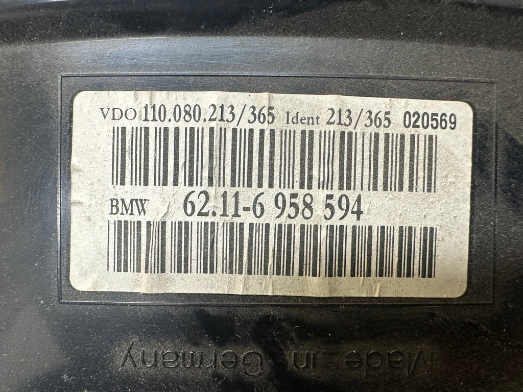BMW 02-05 E60 5 SERIES SPEEDOMETER INSTRUMENT GAUGE CLUSTER MPH OEM 6958594