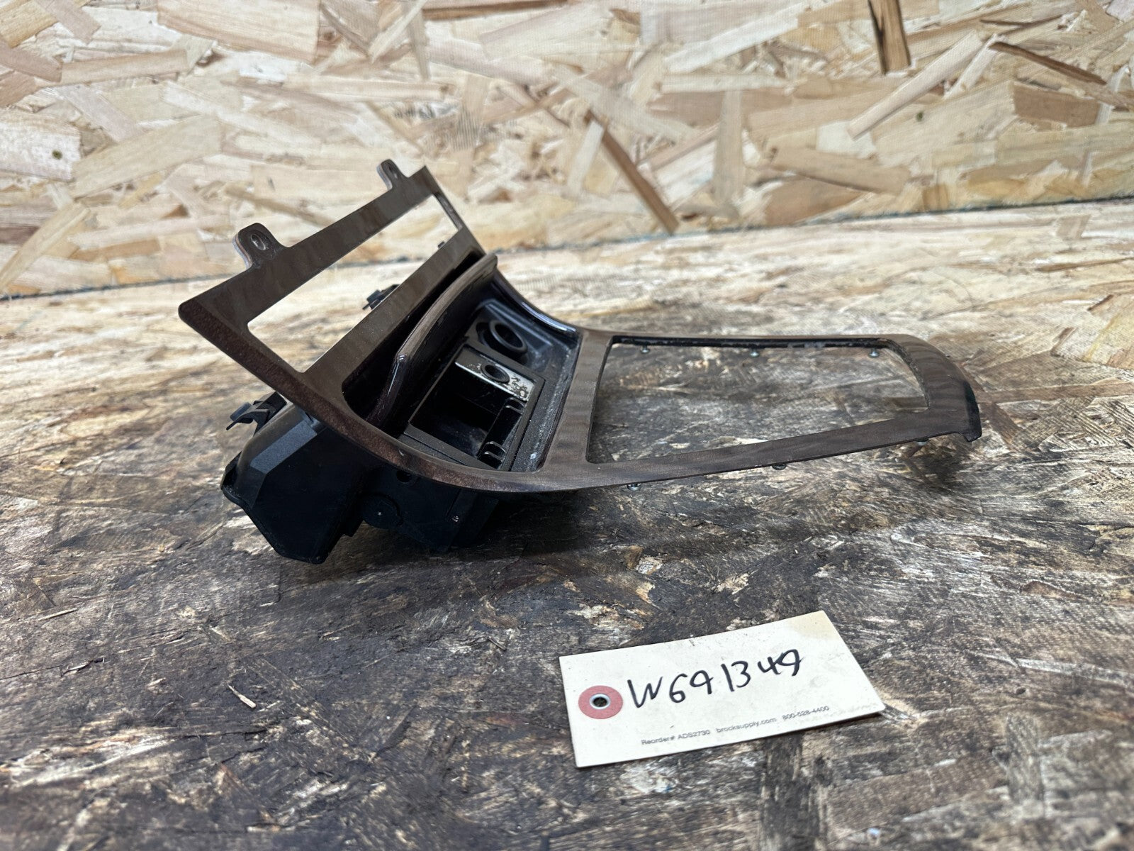 BMW 2003-2010 E83 X3 CENTER CONSOLE SHIFTER BEZEL TRIM WOOD W ASHTRAY 3411706