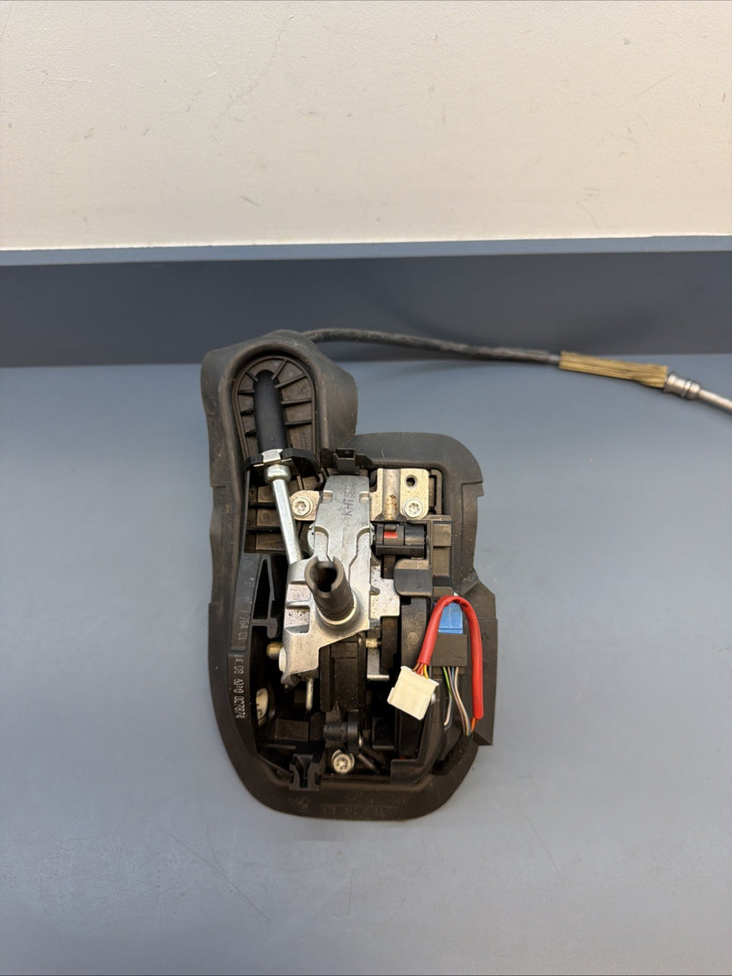 09-2013 BMW 323I 328I E90 E92 E93 Automatic Shifter Assembly W/ Linkage 7603764